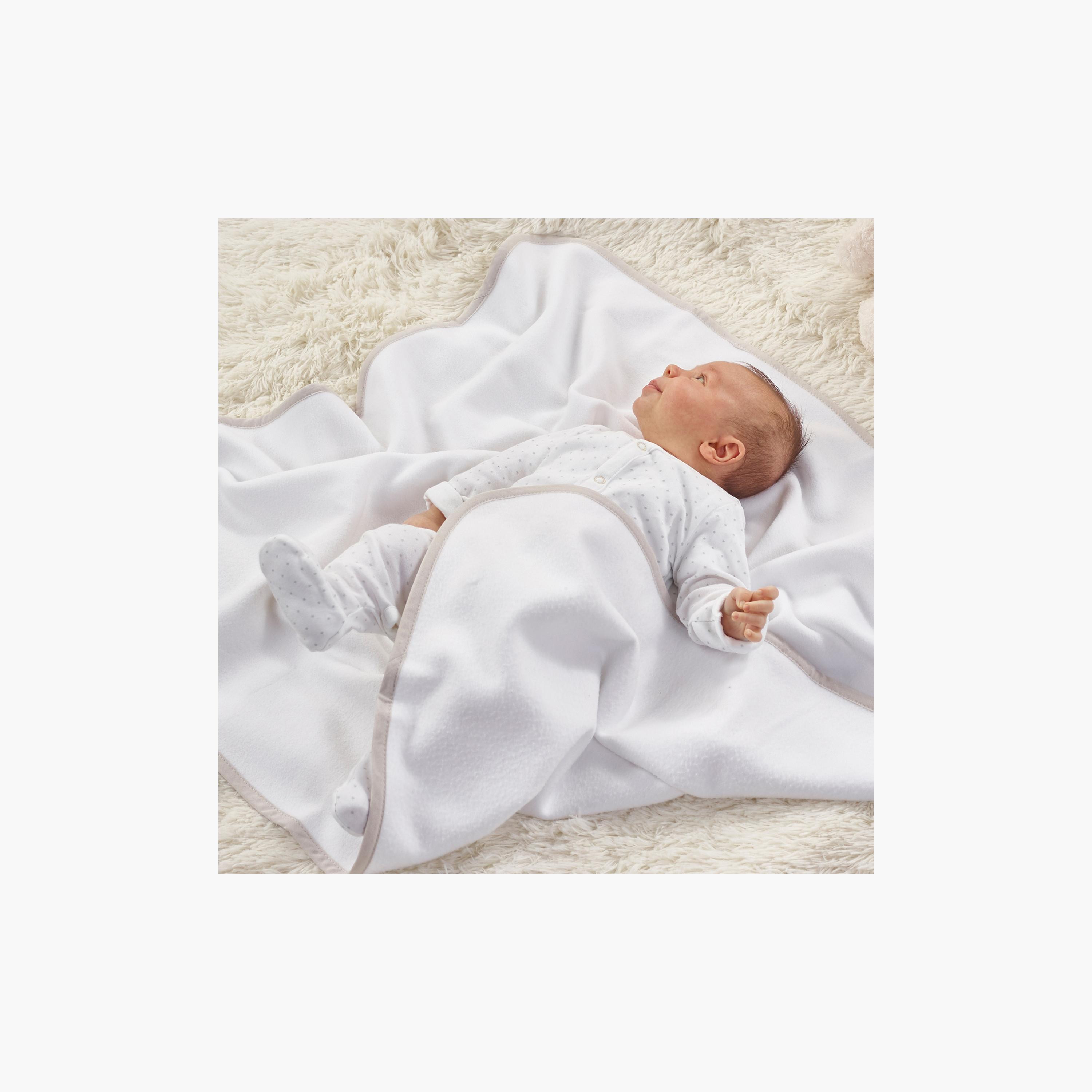 Kinder Valley Solid Fleece Blanket-baby-nursery-blanketsandswaddles-blanketsandquilts-image-2