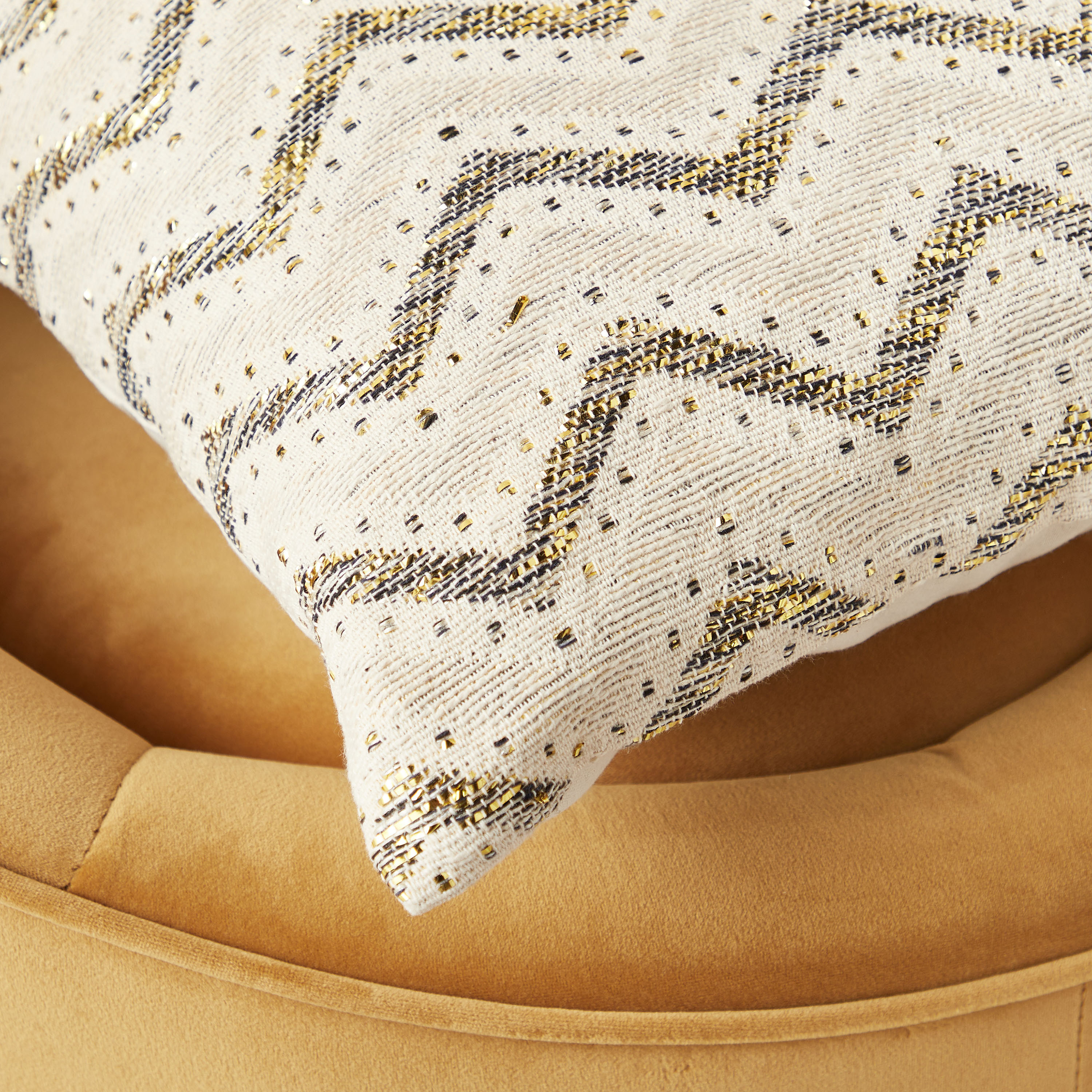 غطاء وسادة مزيّن - 45x45 سم-household-cushionsandthrows-cushioncovers-image-3