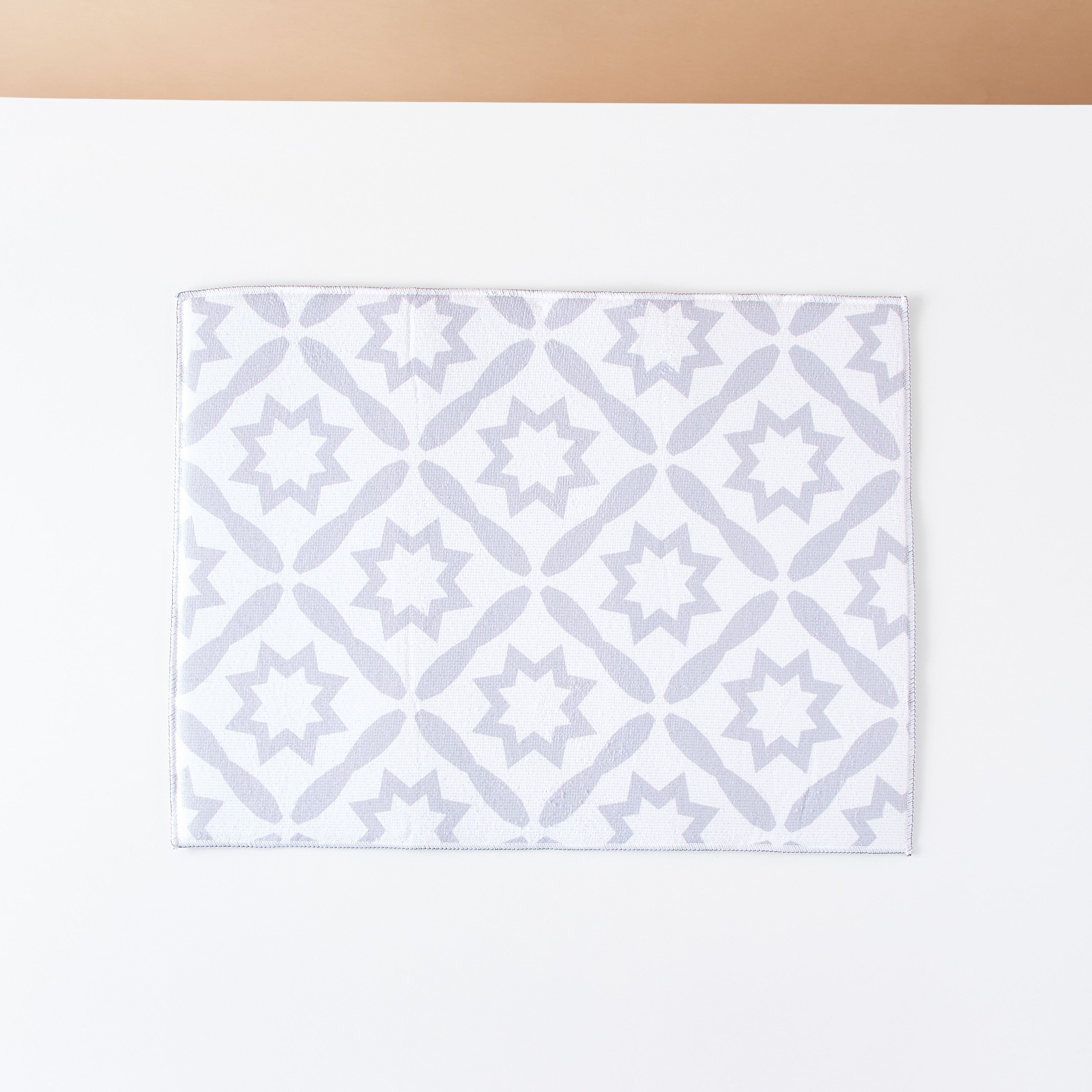Star Print Dish Drying Mat - 51x38 cms-household-dining-tablelinen-placemats-image-2