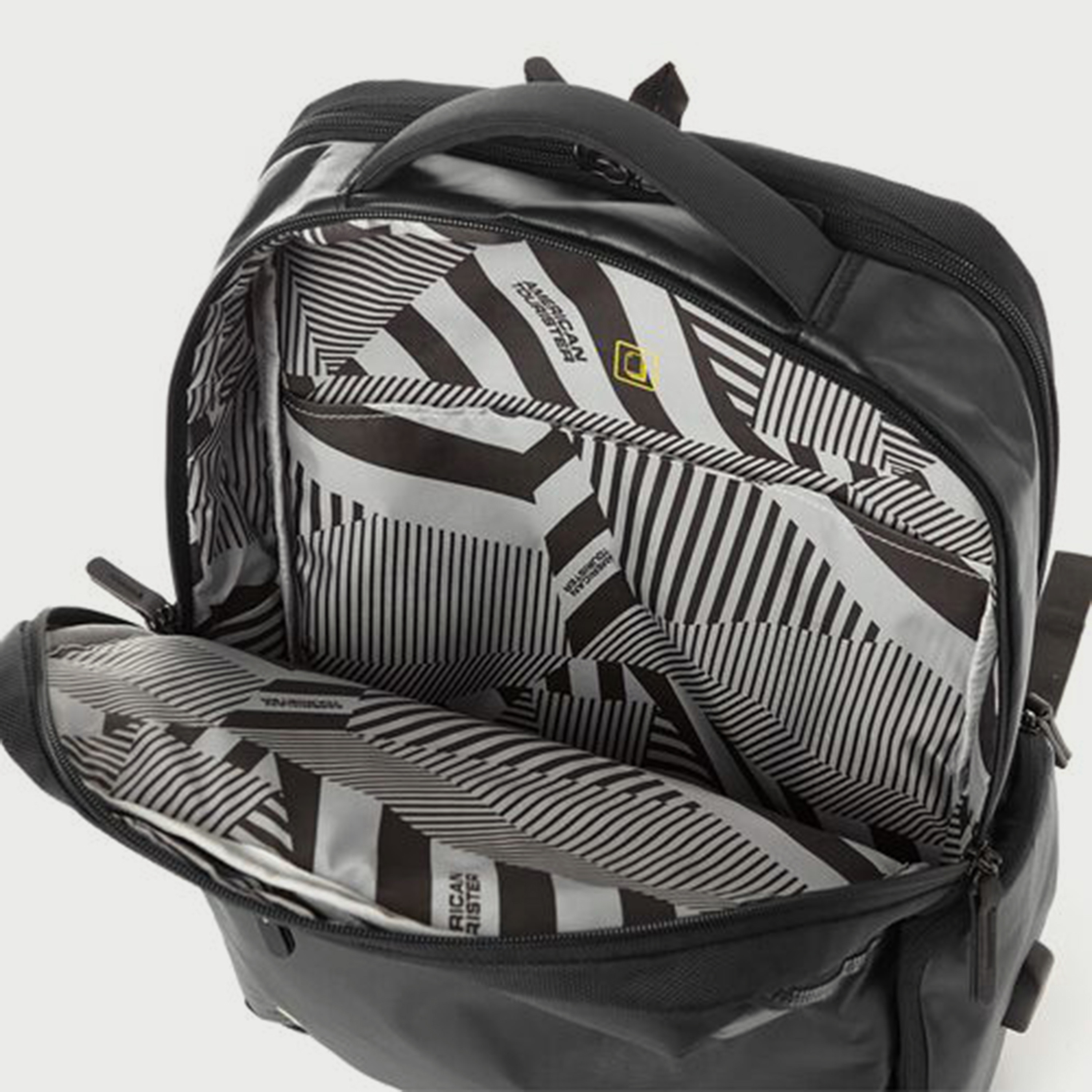 American Tourister 32 L | 18 Inch Solid Backpack With Zip Closure | AY1X09006-school-bagsandbackpacks-backpacks-image-3