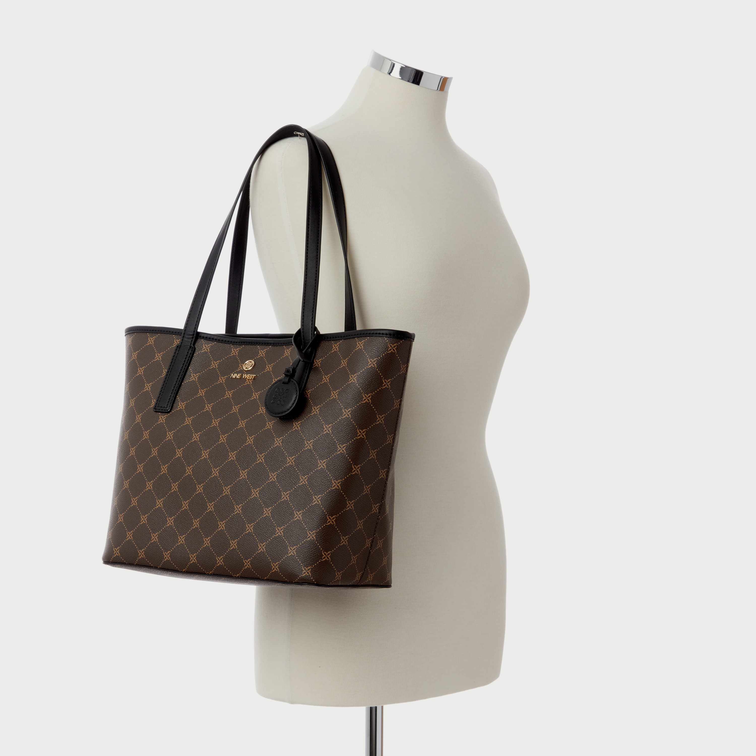 Nine west sutton online place tote