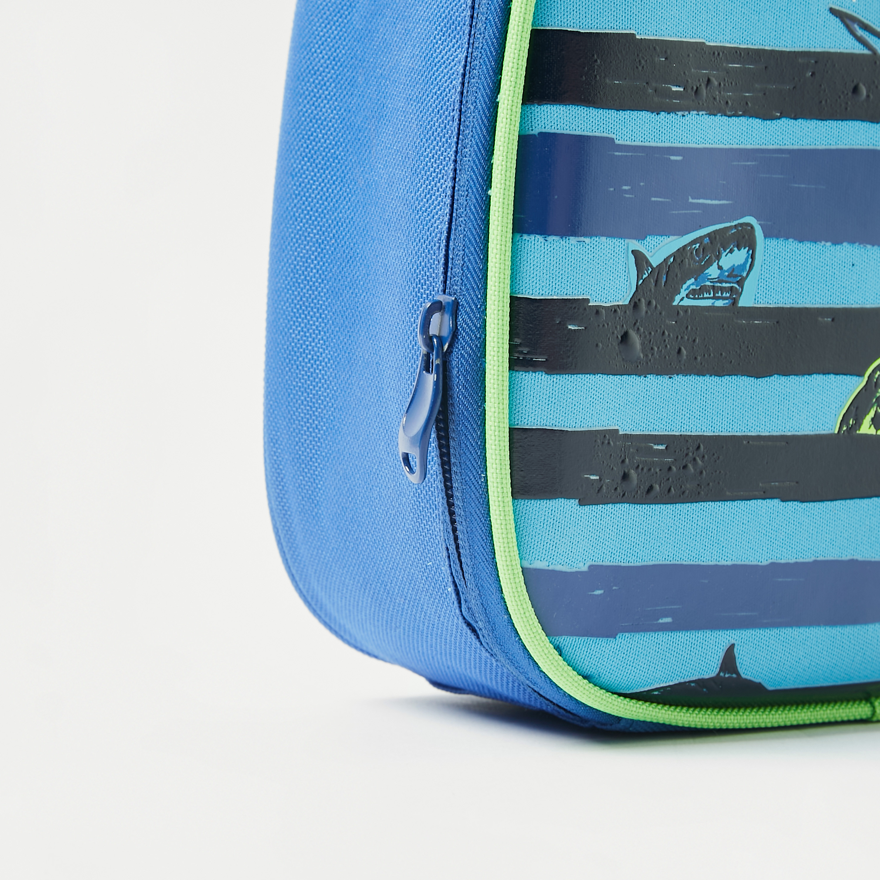 Smash Shark Print Lunch Bag and Water Bottle Set-school-lunchessentials-lunchbags-image-4