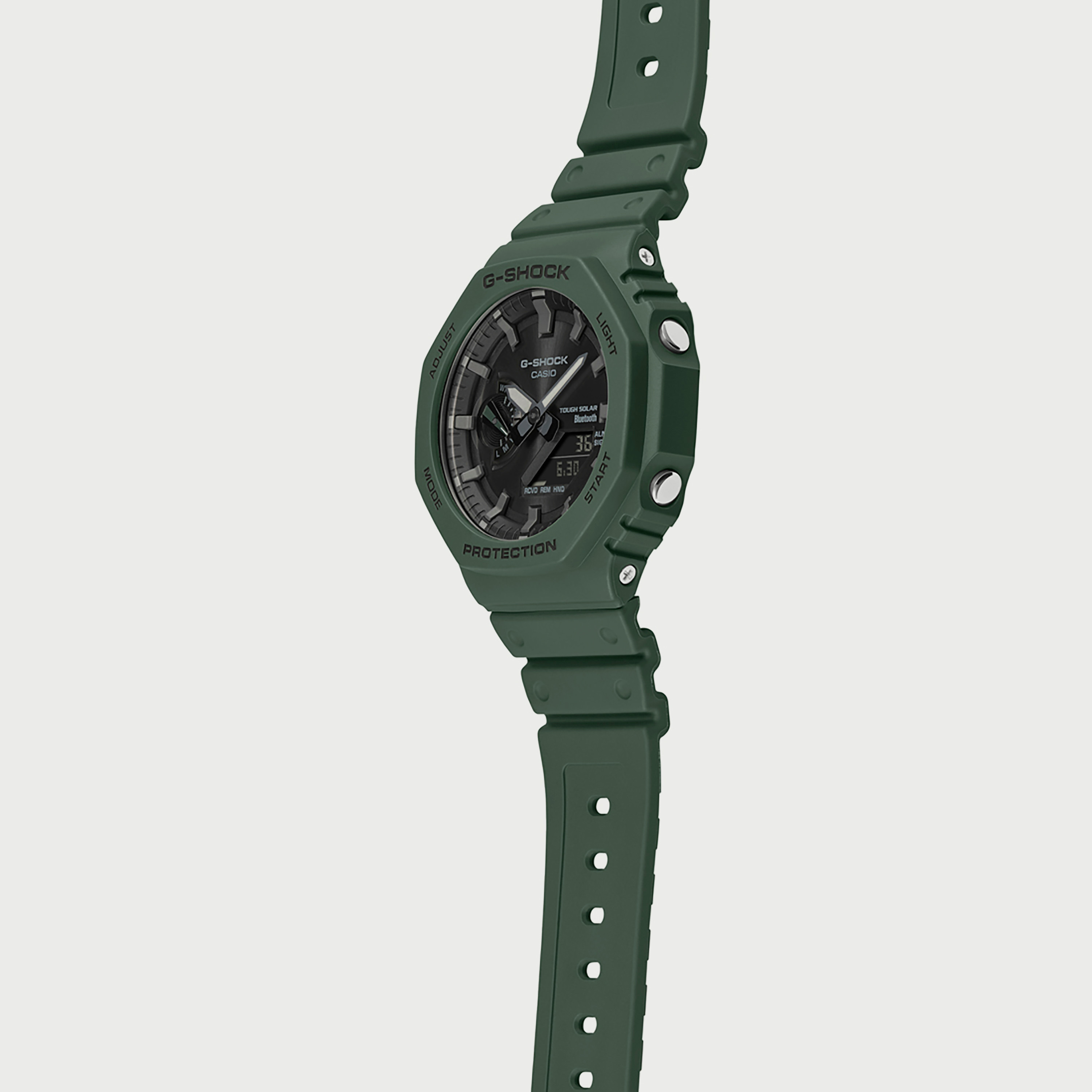  00PR0028QB02 - ساعة انالوج من اوماكس للنساء بمينا اسود مع سوار اسود -men-watchesandjewellery-watches-image-2