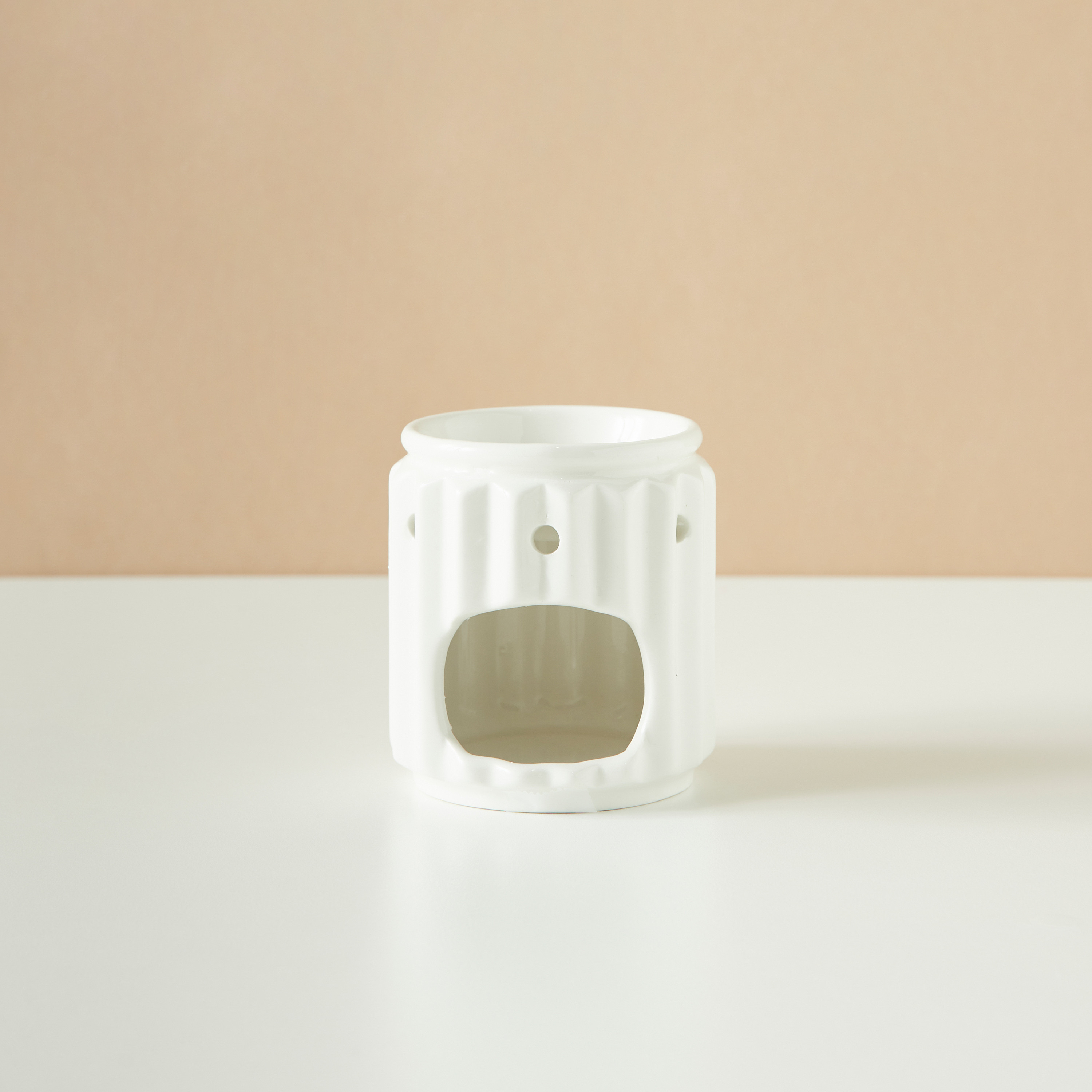 مبخرة زيت بارزة الملمس- 7x7x8 سم-household-homefragrance-burners-image-1