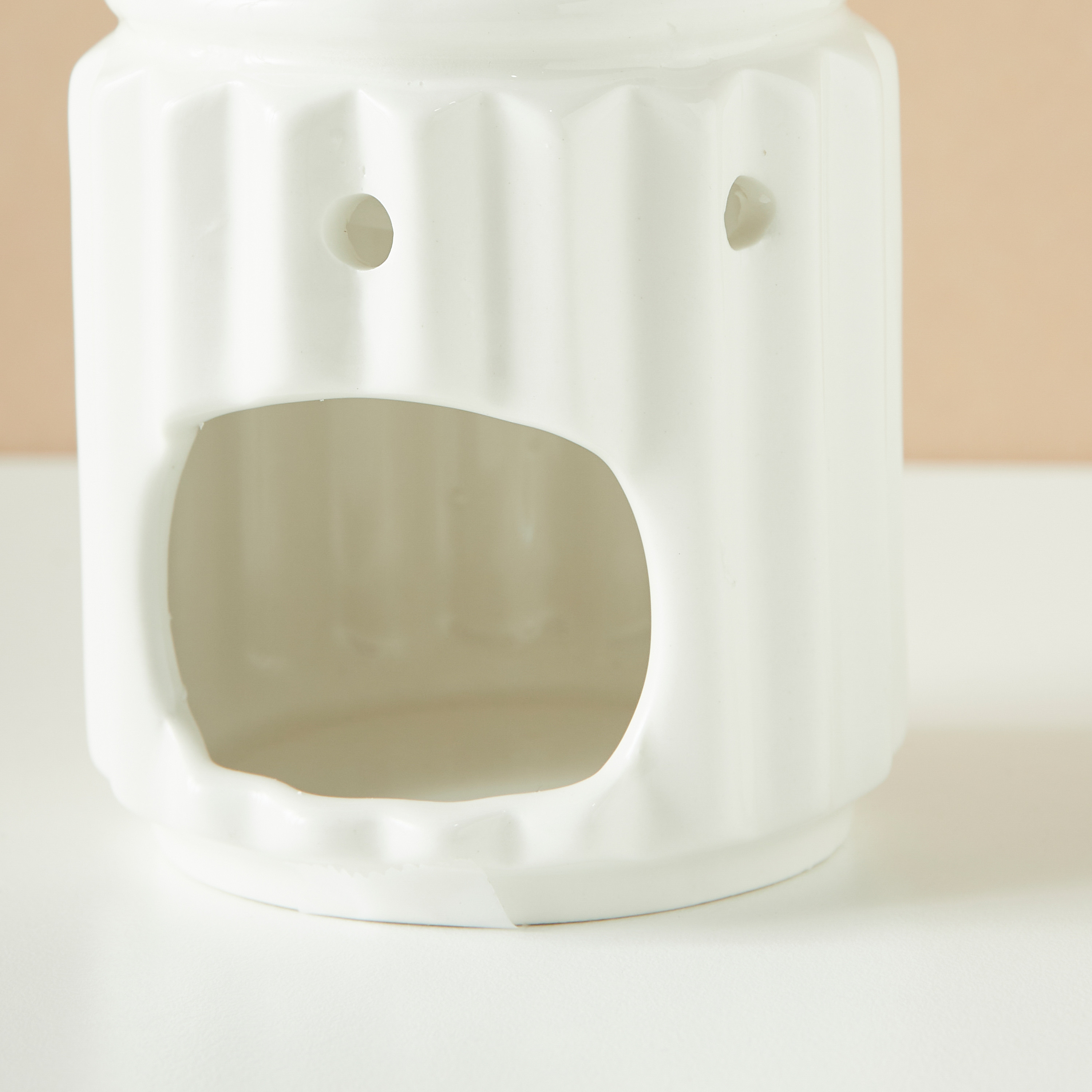 مبخرة زيت بارزة الملمس- 7x7x8 سم-household-homefragrance-burners-image-3