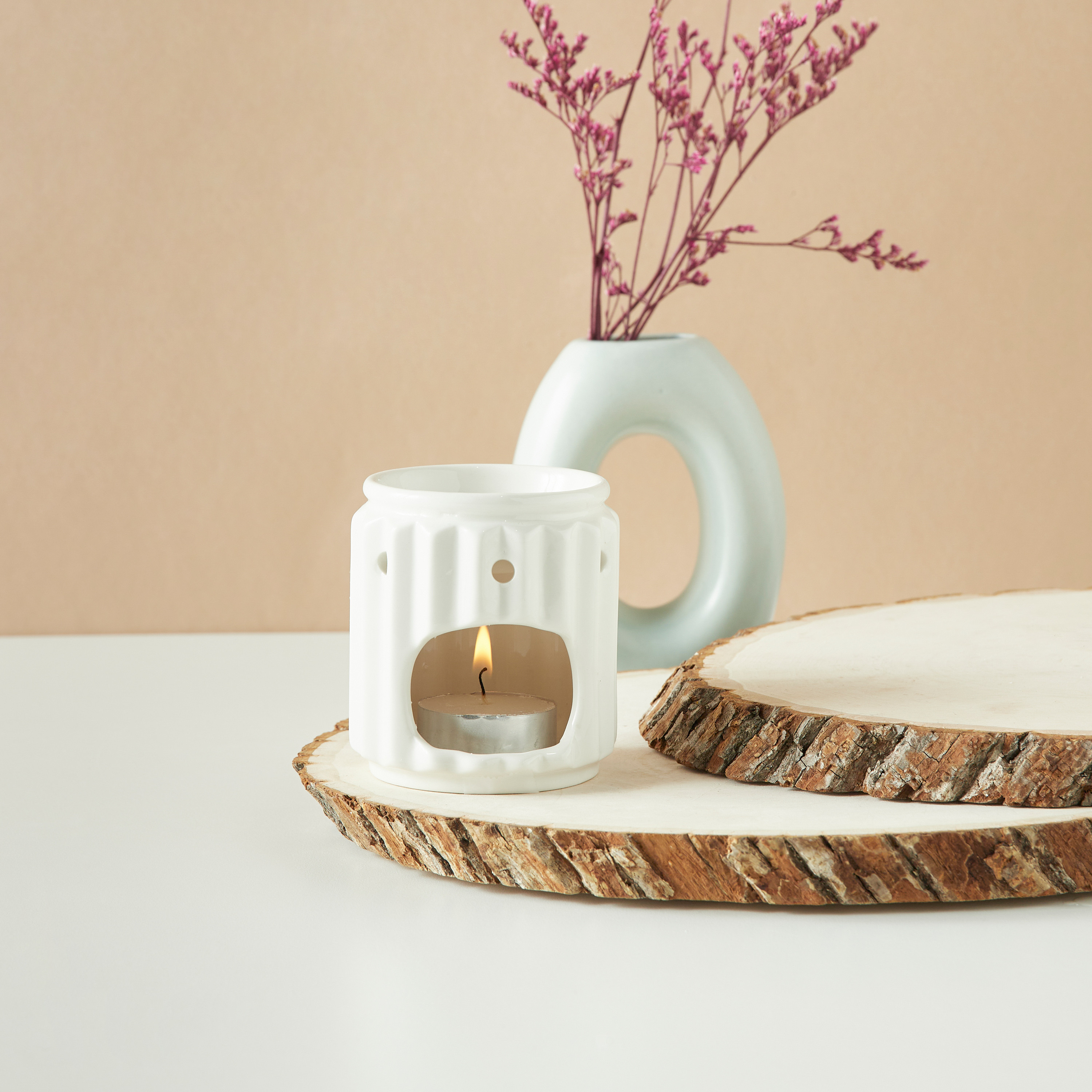 مبخرة زيت بارزة الملمس- 7x7x8 سم-household-homefragrance-burners-image-4
