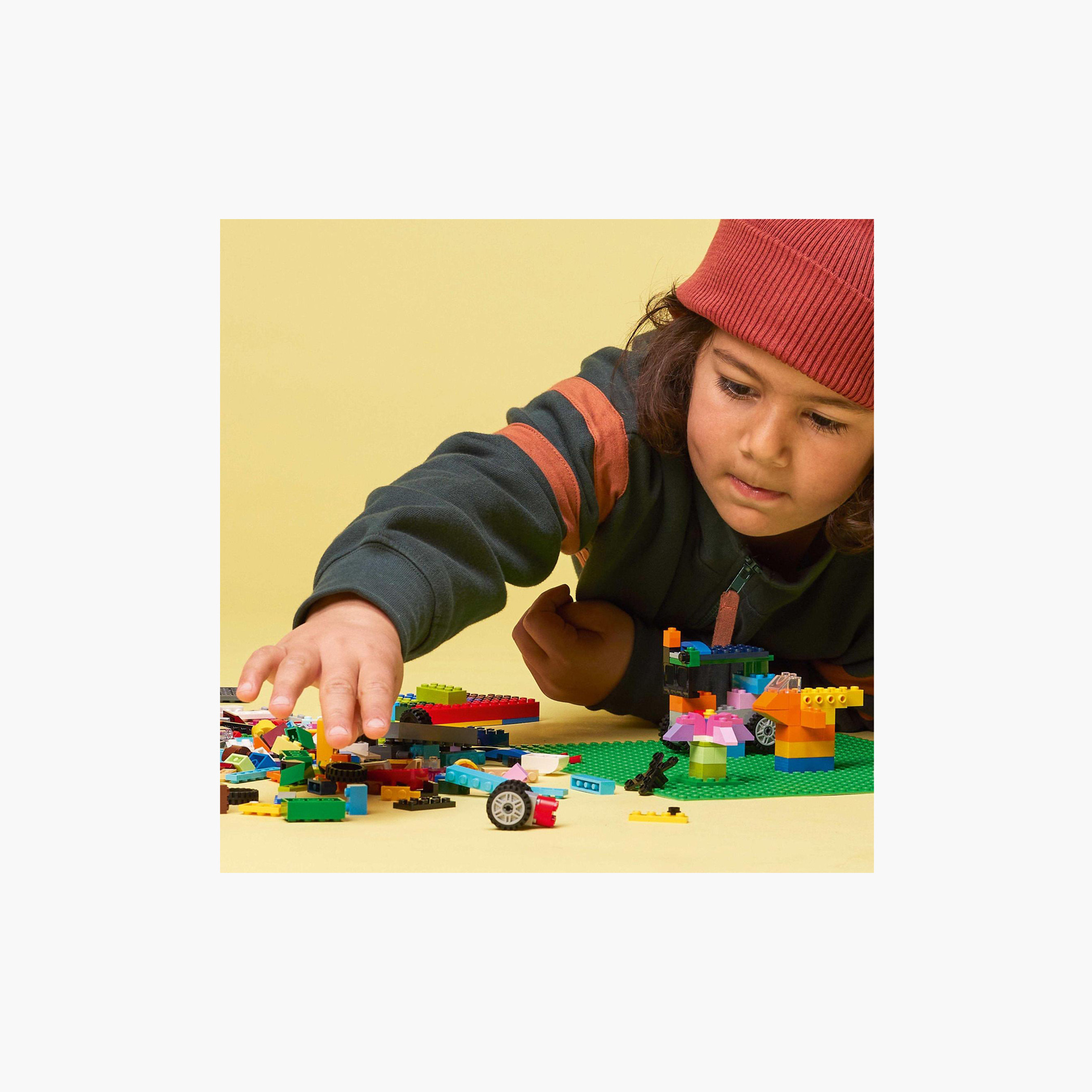 Lego best sale classic board