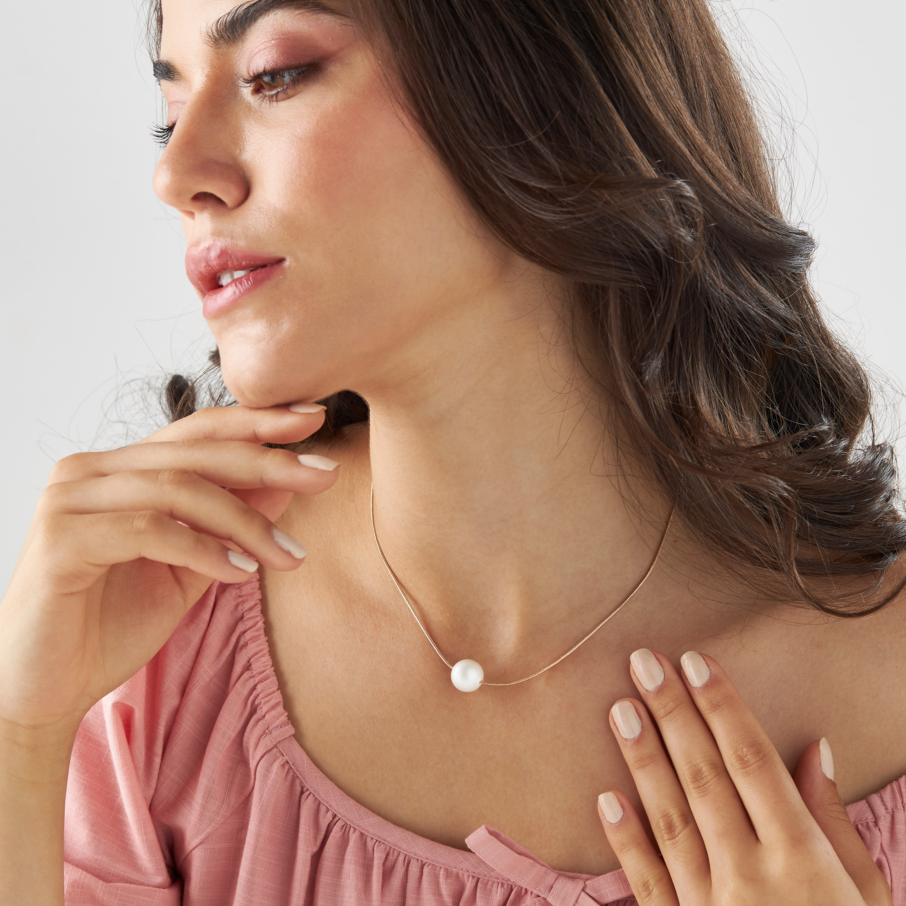 عقد بدلّاية لؤلؤ مزينة بمشبك للإغلاق-women-watchesandjewellery-jewellery-necklacesandpendants-image-1