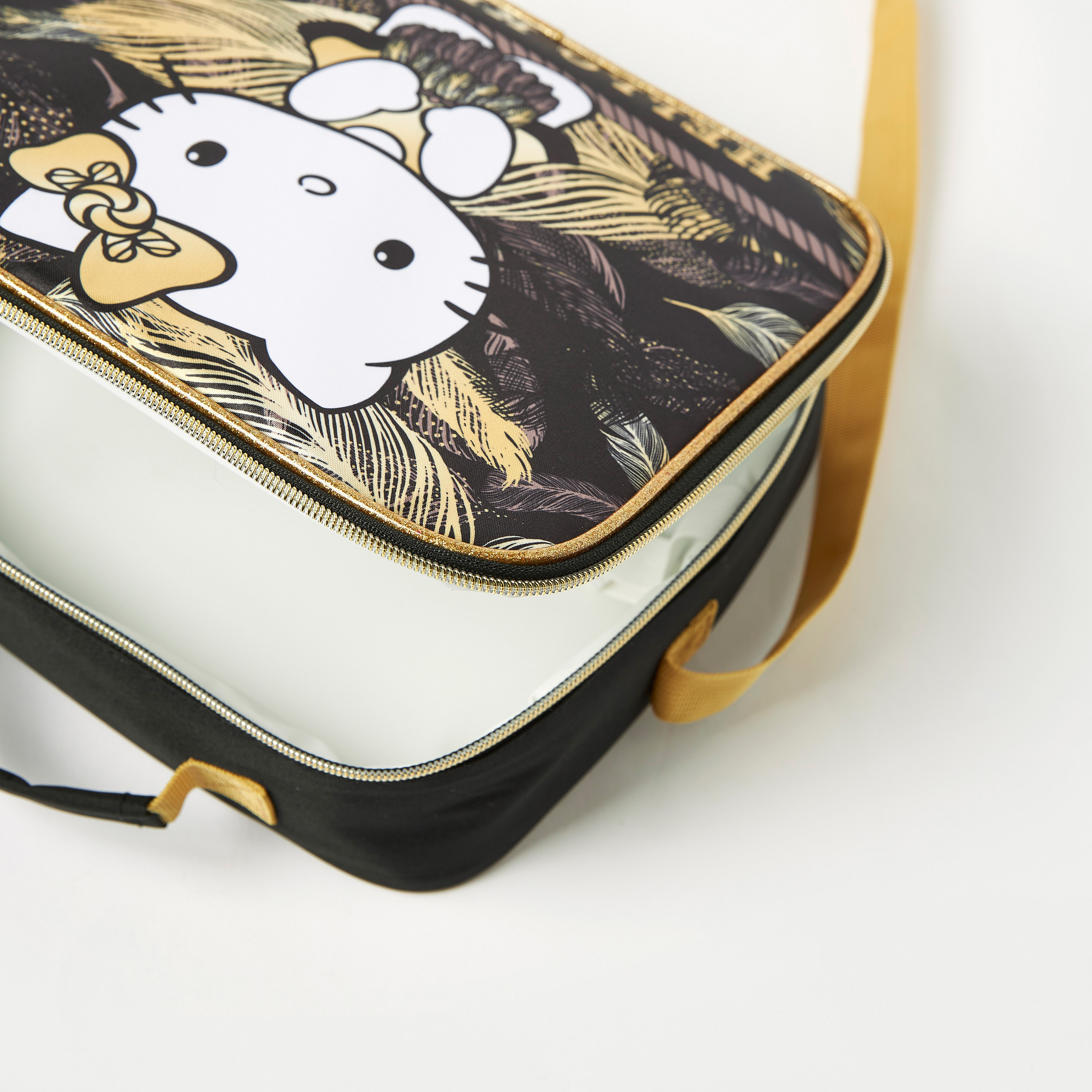 Hello Kitty Print Insulated Lunch Bag with Adjustable Trolley Belt-school-lunchessentials-lunchbags-image-5