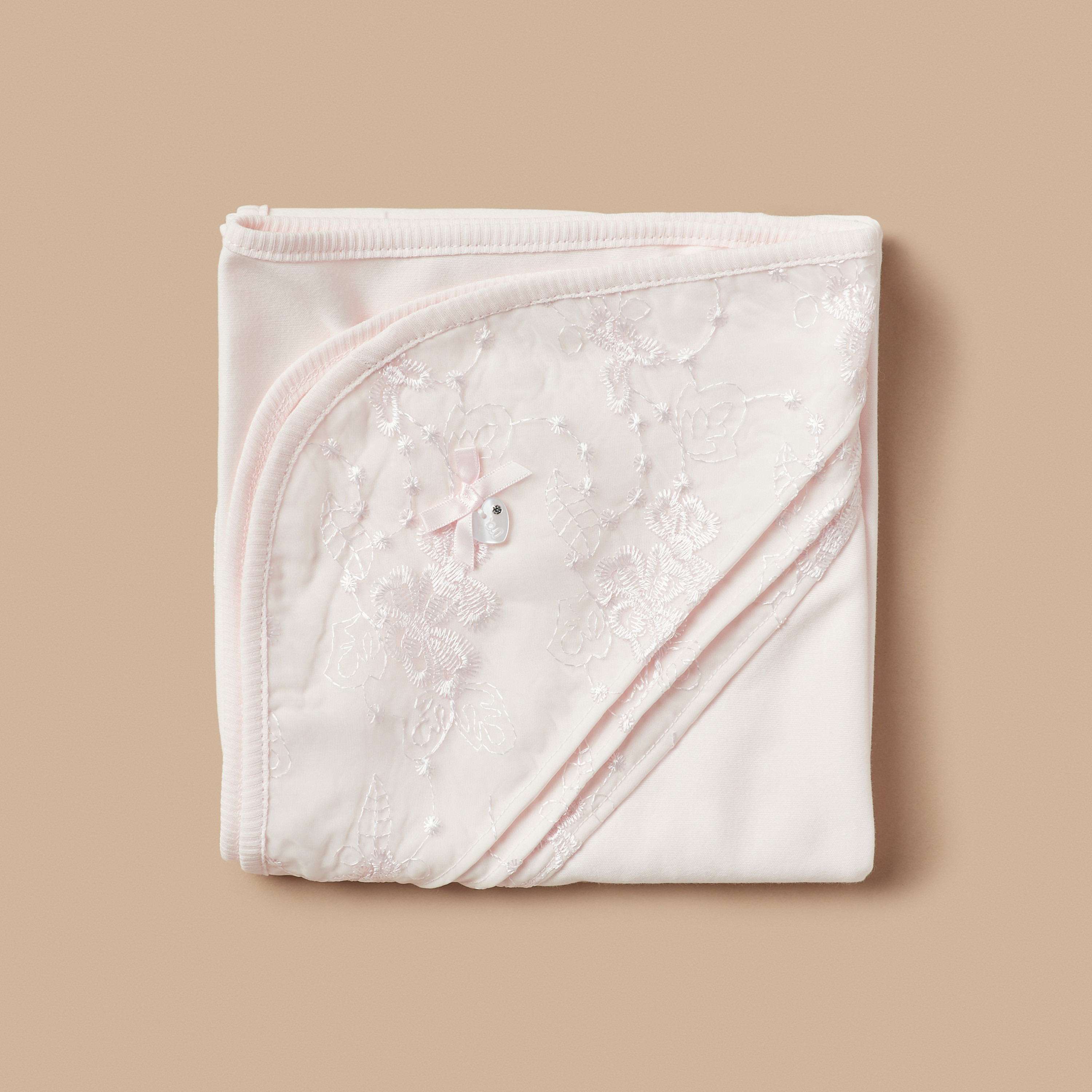 بطّانية لحديثي الولادة بتفاصيل دانتيل من جيجلز - 70x70 سم-baby-nursery-blanketsandswaddles-receivingblankets-image-1