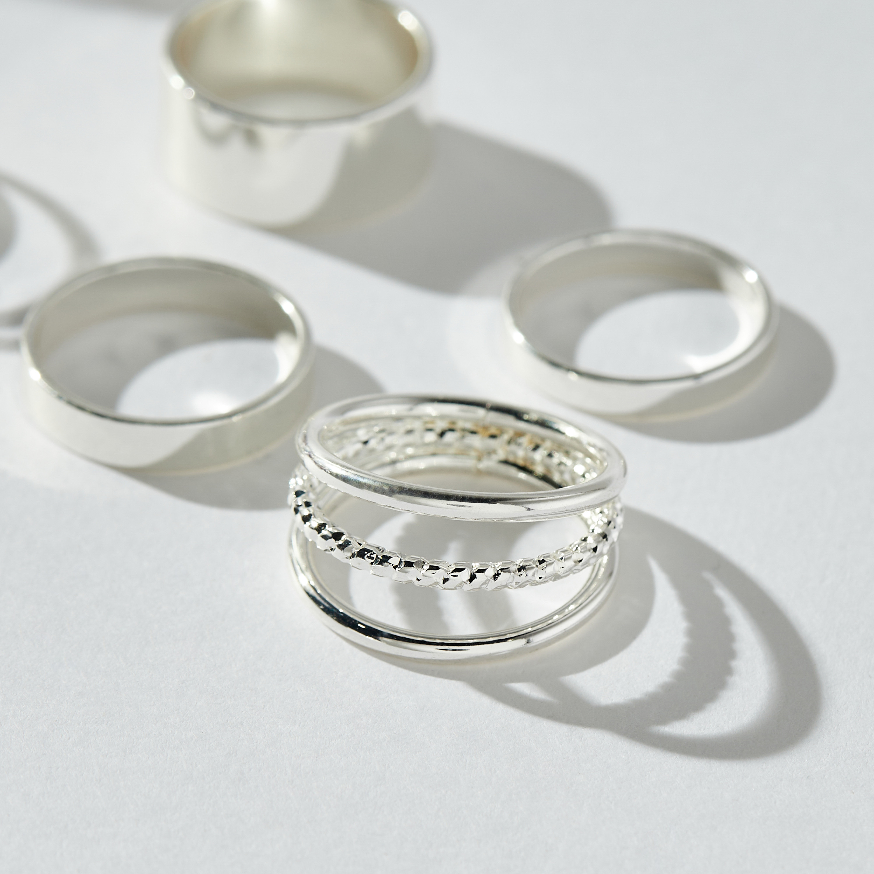 خواتم معدنيّة متنوعة - طقم 5 قطع-women-watchesandjewellery-jewellery-rings-image-4