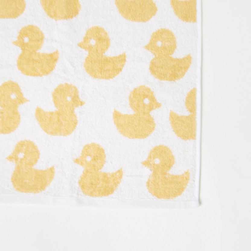 Juniors Duck Detail Bath Towel - 40x76 cms-Towels and Flannels-image-1