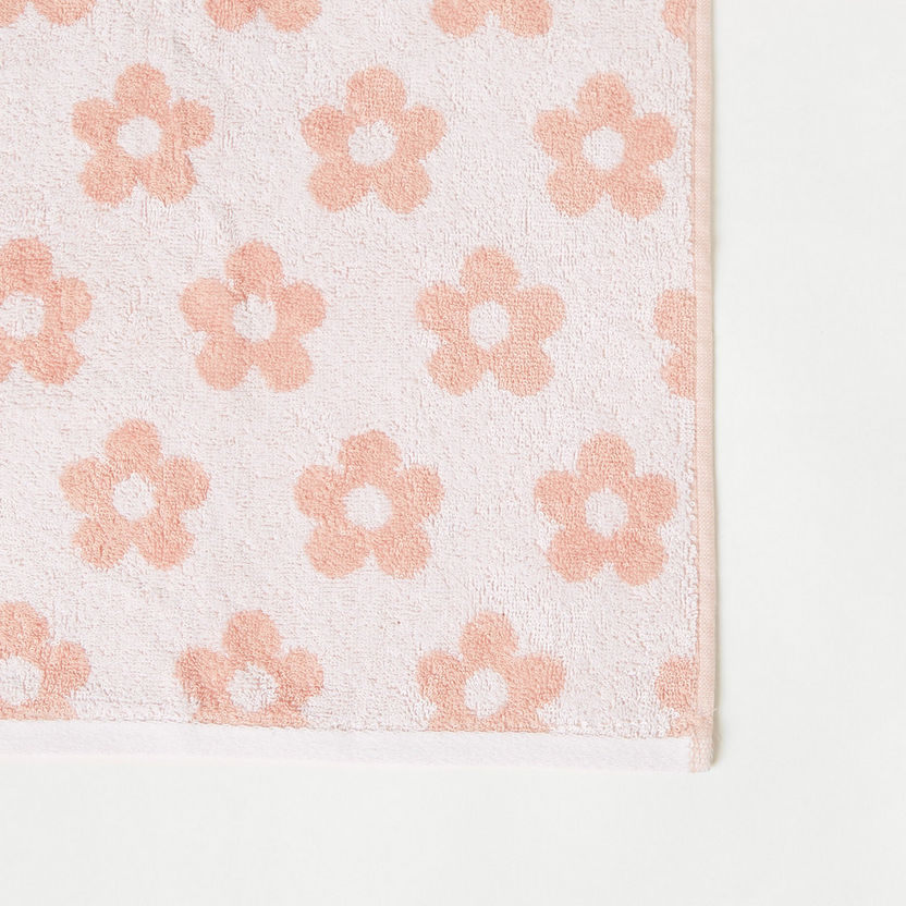Juniors Floral Detail Bath Towel - 40x76 cms-Towels and Flannels-image-1