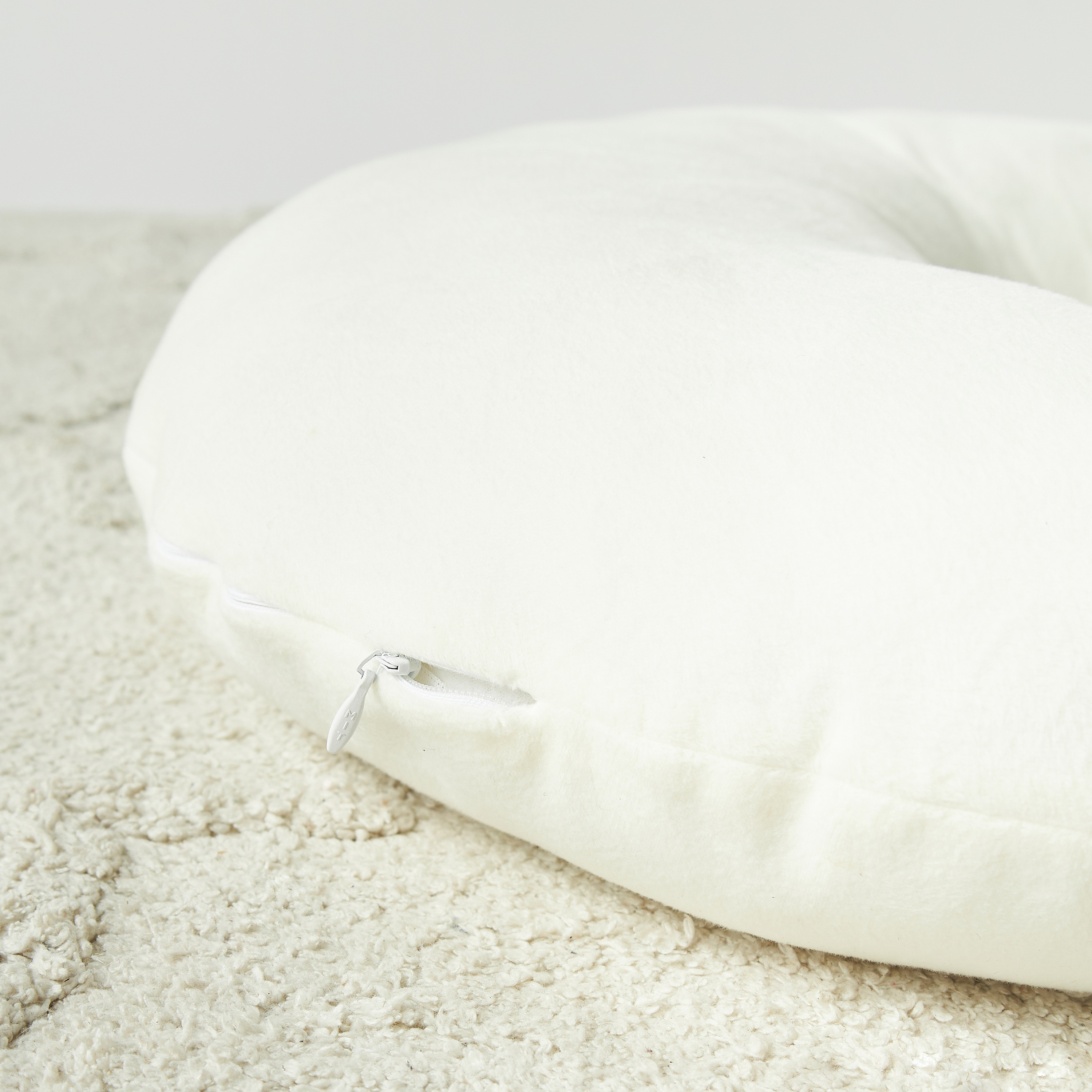 Juniors Applique Detail Nursing Pillow-baby-nursery-babybedding-image-4
