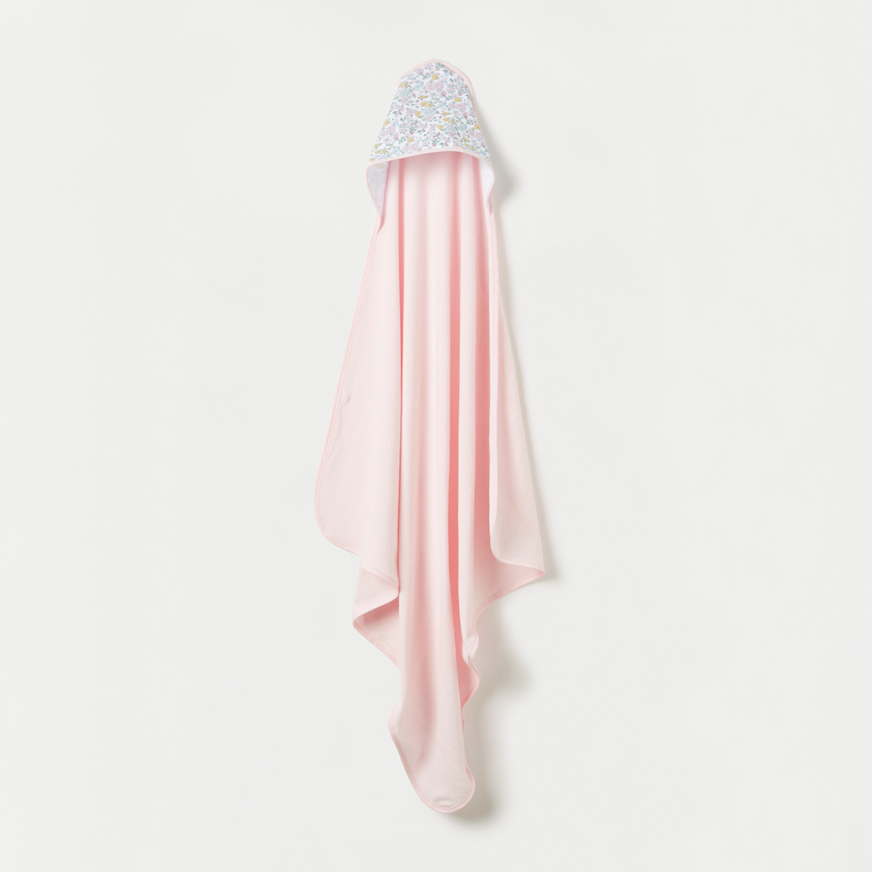 مناشف مطرزة بقبعة من جونيورز - طقم من 3 قطع-baby-bathandcare-towels-image-2