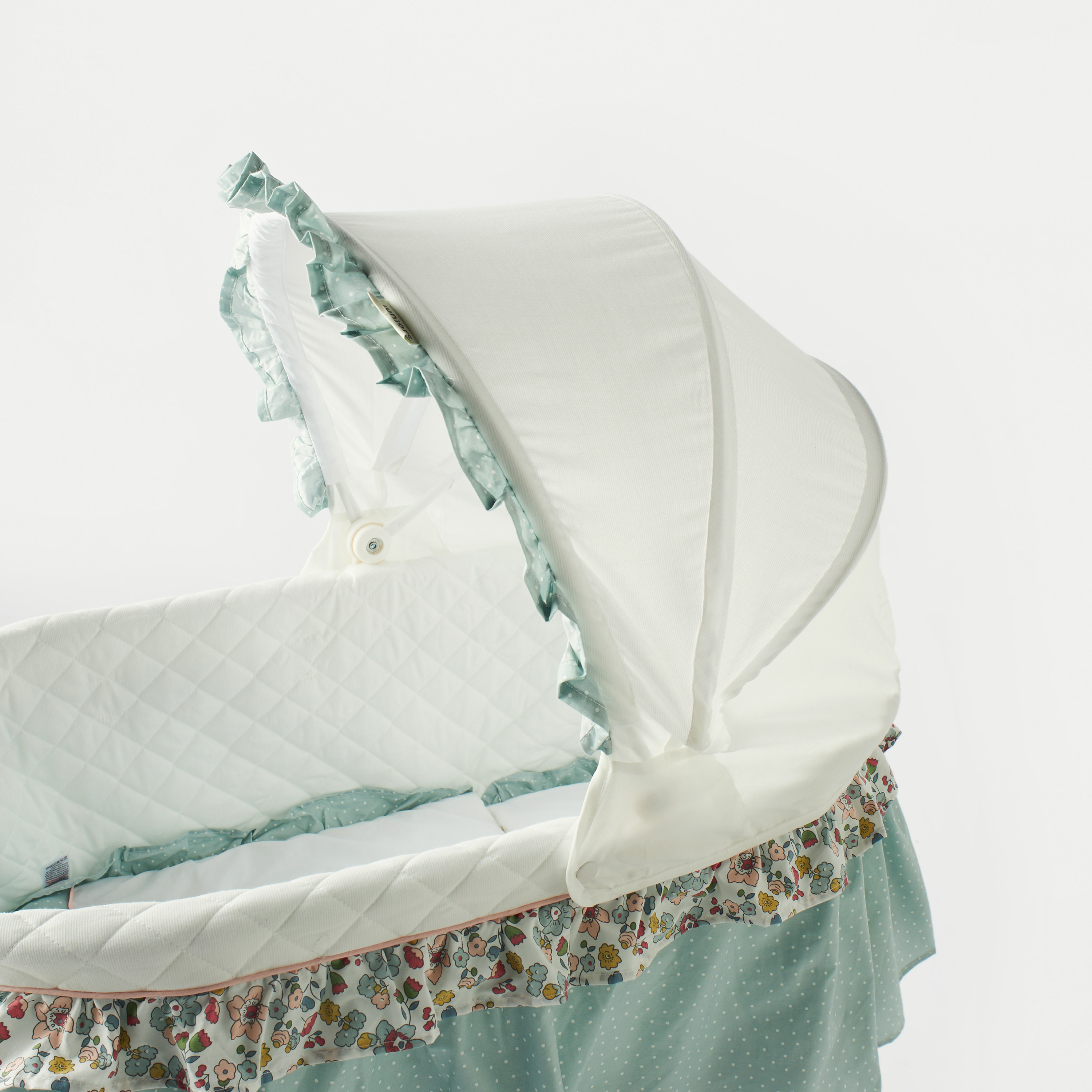 Bassinet with 2024 full canopy