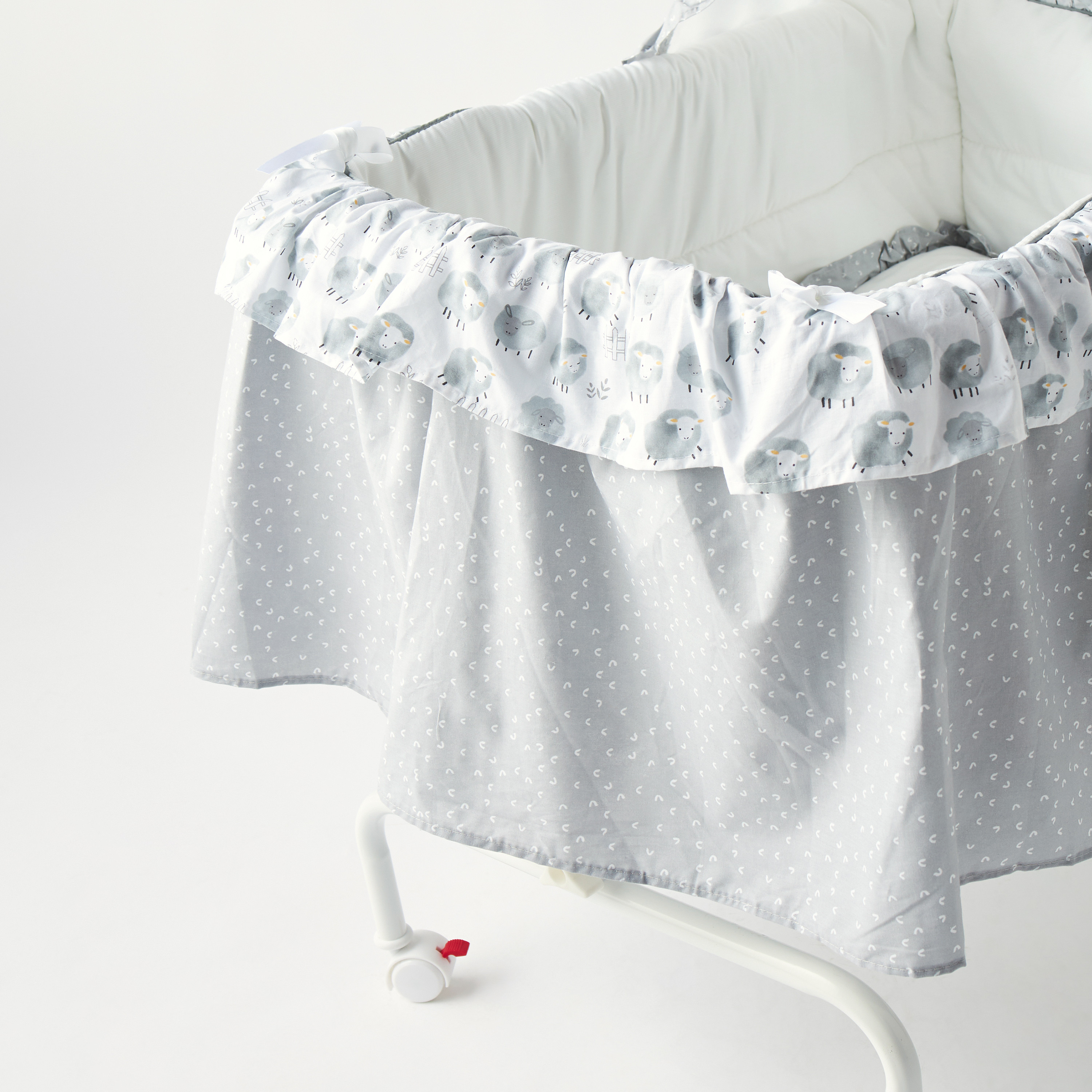 Juniors Tanveer Sheep Print Bassinet-baby-nursery-furniture-cribsandbeds-bassinets-image-6
