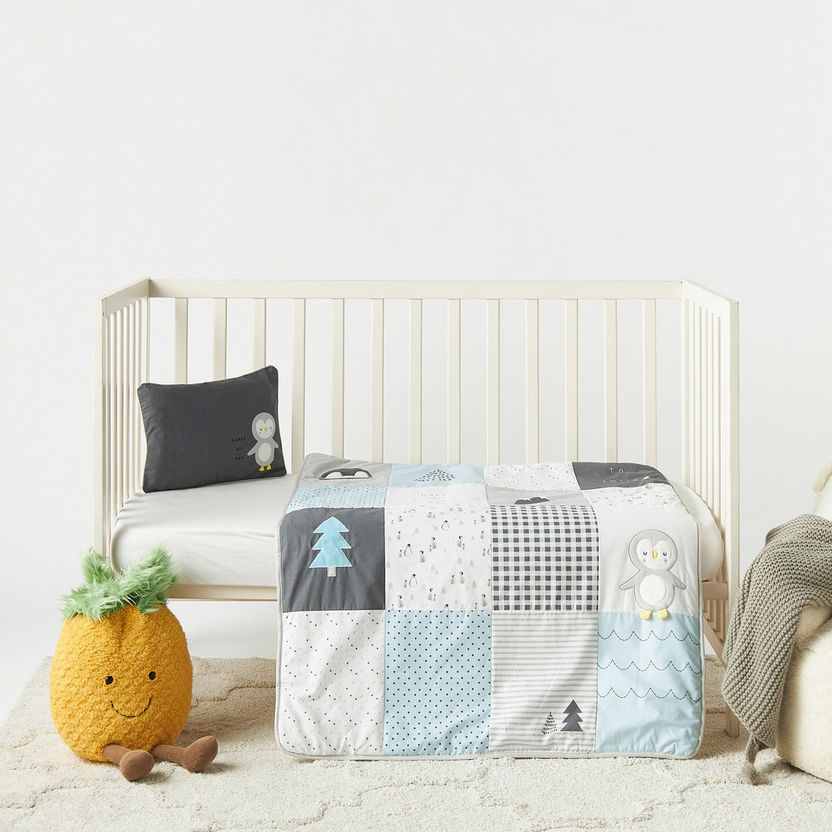 Juniors 2-Piece Happy Feet Patchwork Comforter Set - 83x106 cm-Baby Bedding-image-0