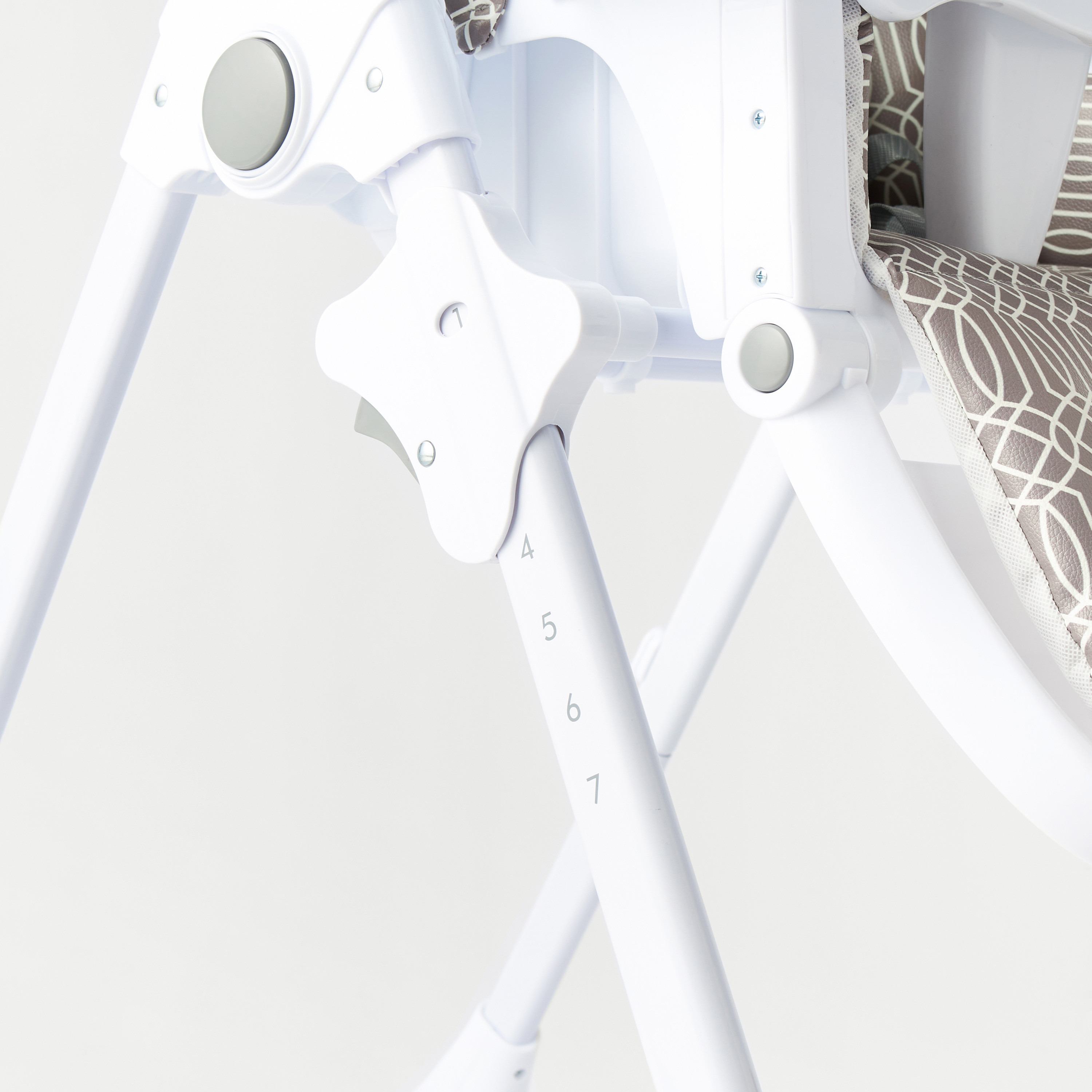 Juniors Oxo High Chair with 5-Point Safety Harness-baby-feeding-highchairsandboosters-image-11