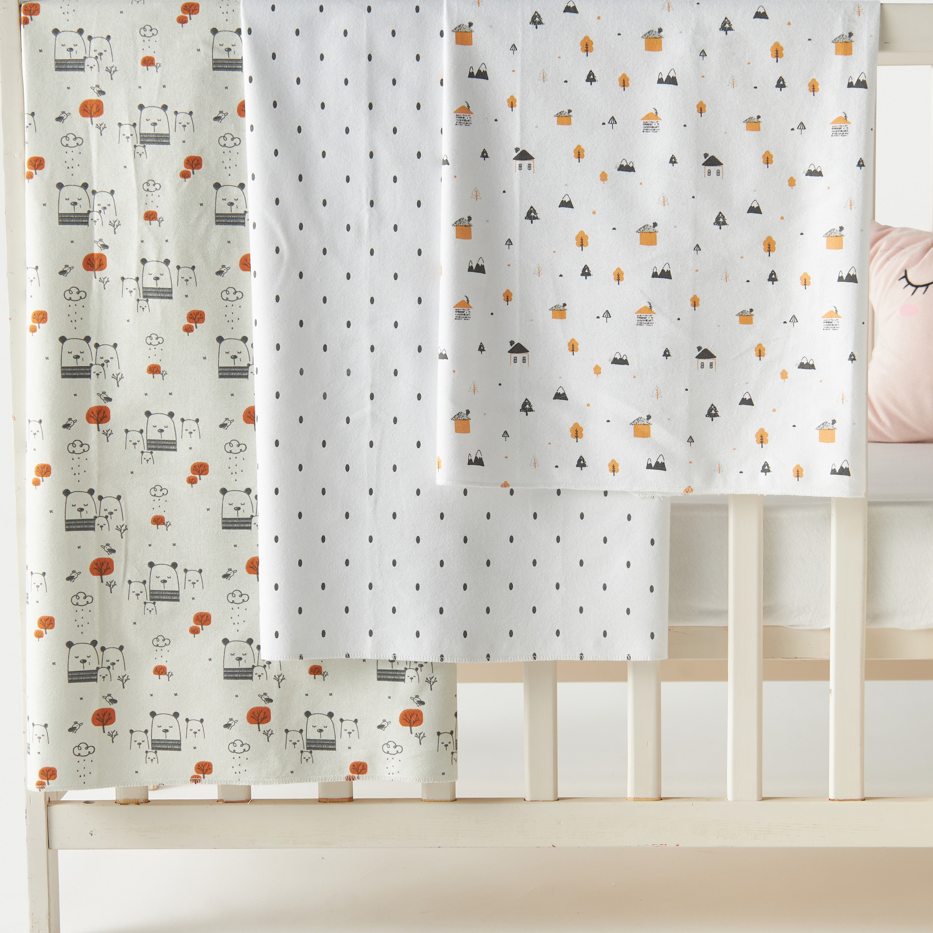 Juniors Printed 3-Piece Flannel Swaddle Blanket Set - 75x75 cm-baby-nursery-blanketsandswaddles-swaddlesandsleepingbags-image-2