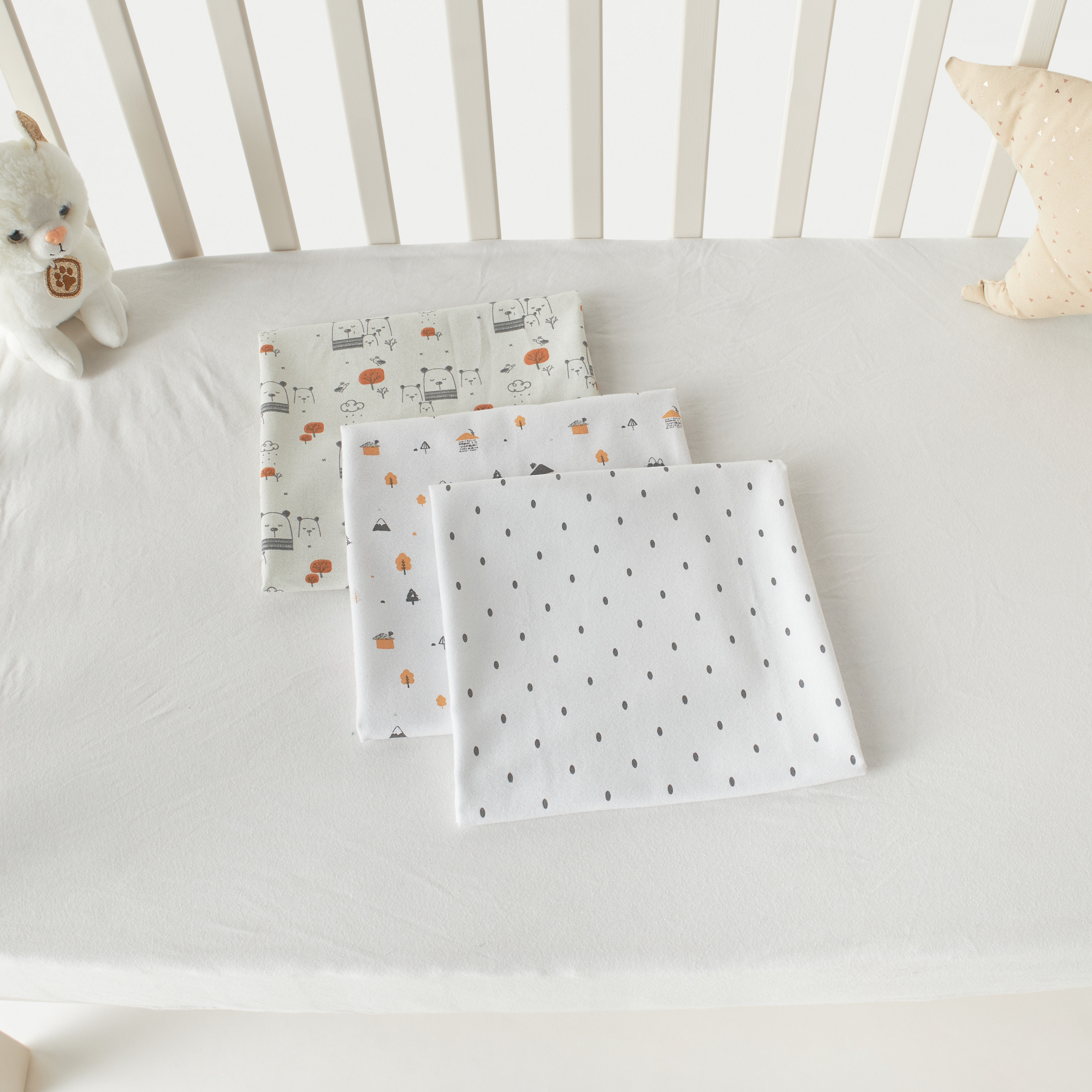 Juniors Printed 3-Piece Flannel Swaddle Blanket Set - 75x75 cm-baby-nursery-blanketsandswaddles-swaddlesandsleepingbags-image-4