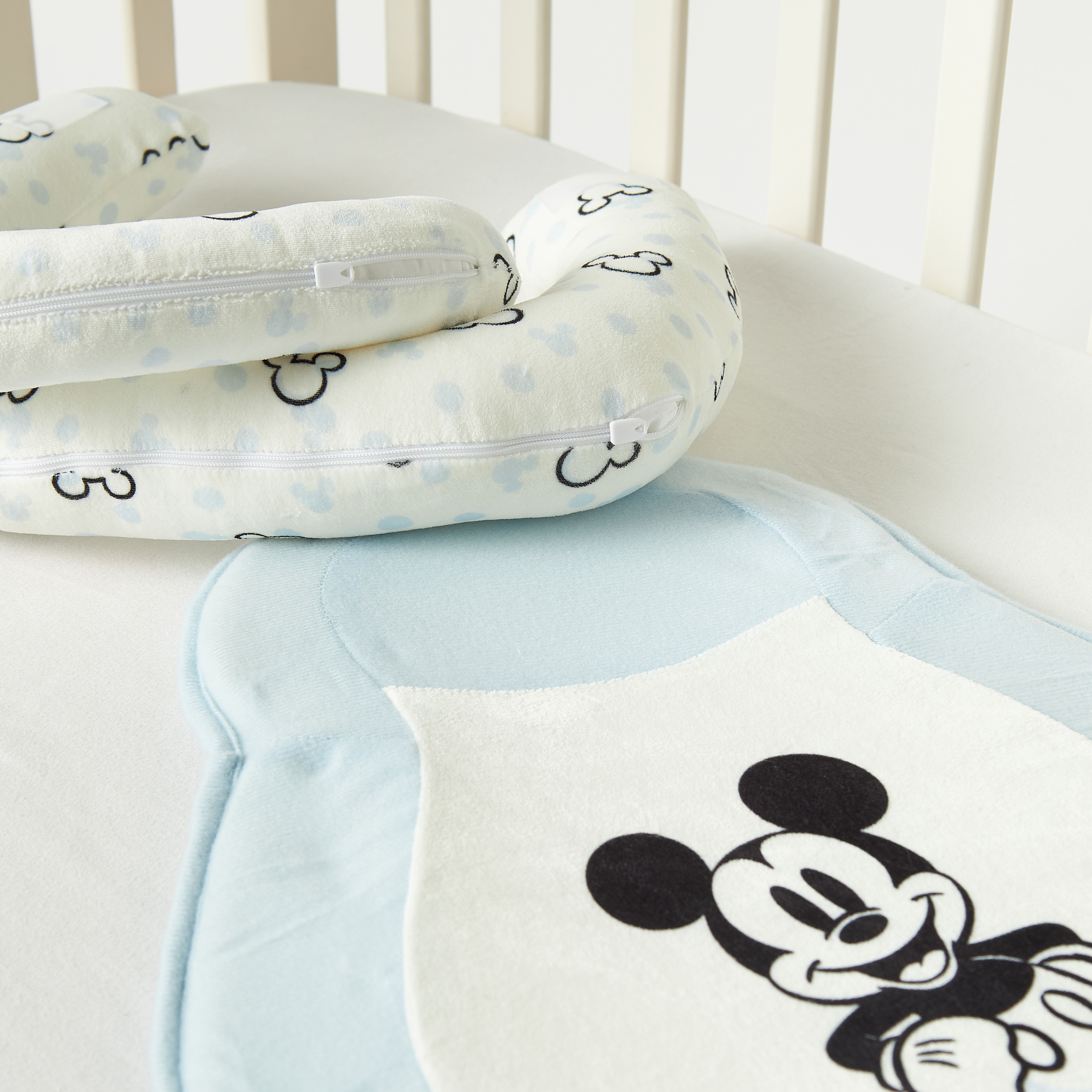 Mickey mouse shop crib bumper pads