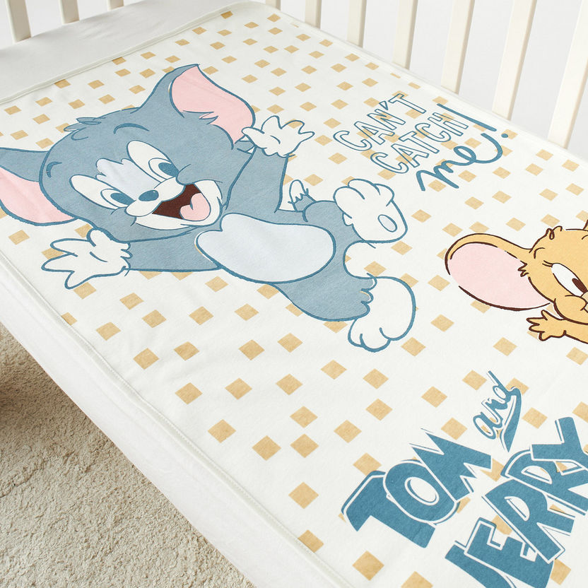 Tom and Jerry Slogan Print Waterproof Sheet - 60x100 cm-Baby Bedding-image-2