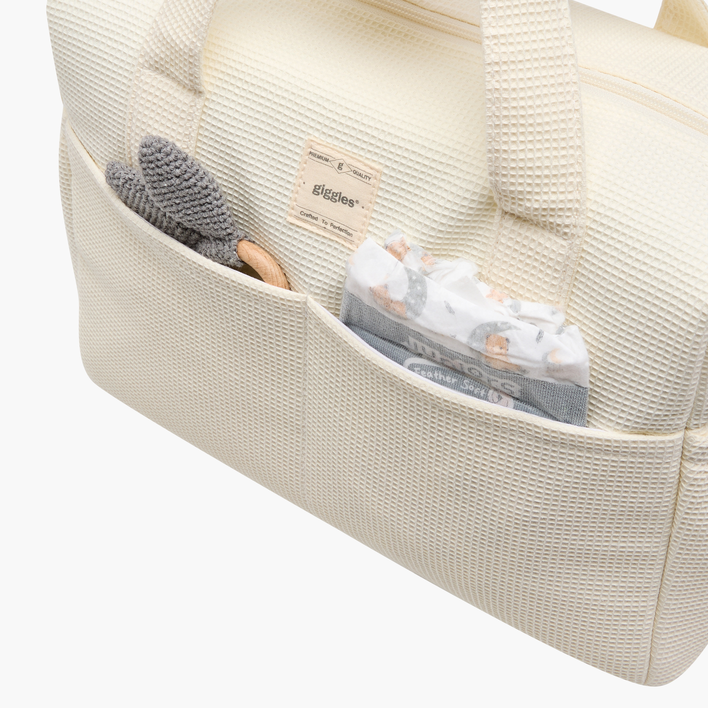 شنطة حفاضات بارزة الملمس من قماش بيكيه بمقابض من جيجلز-baby-gear-diaperbags-image-9