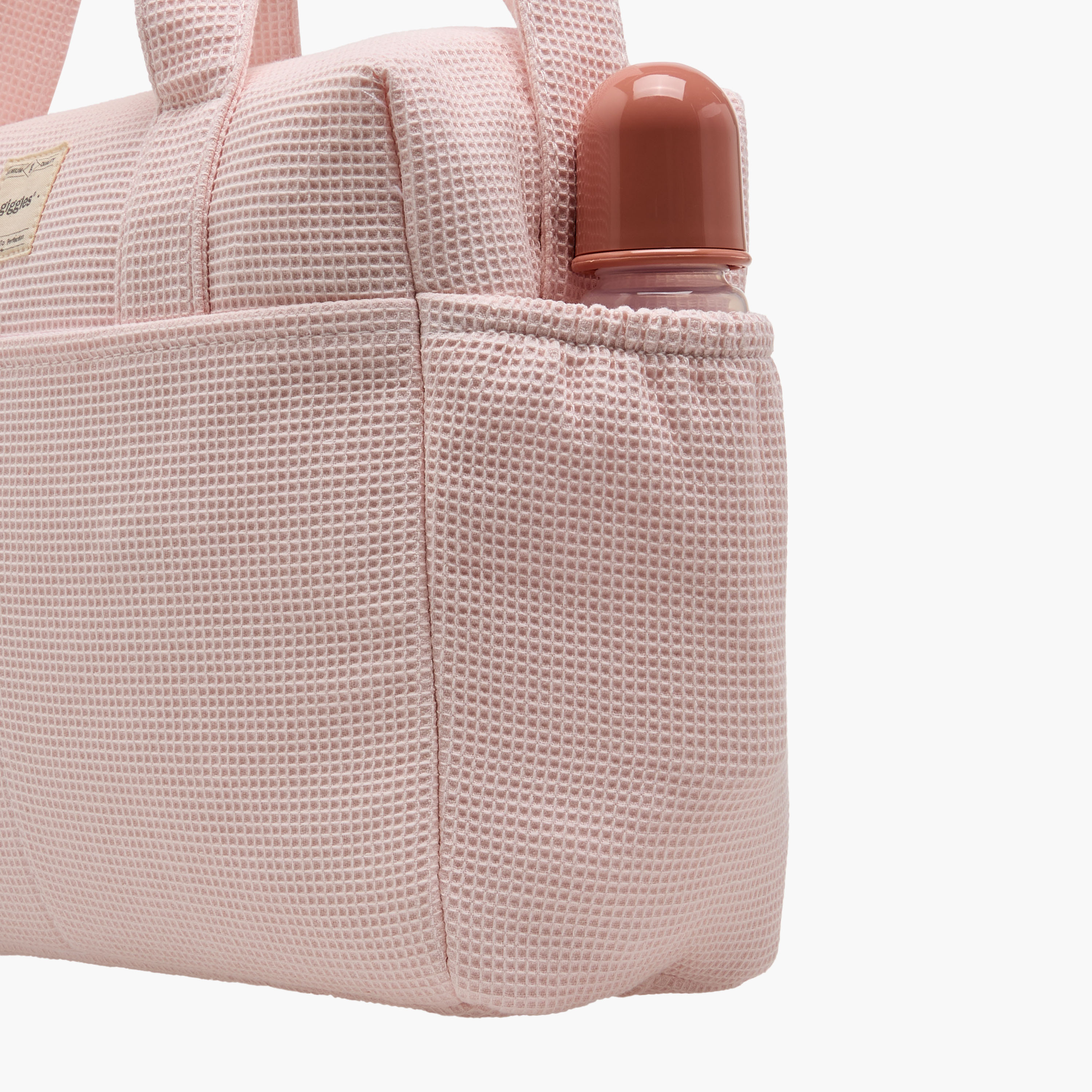 شنطة حفاضات بارزة الملمس من قماش بيكيه بمقابض من جيجلز-baby-gear-diaperbags-image-10