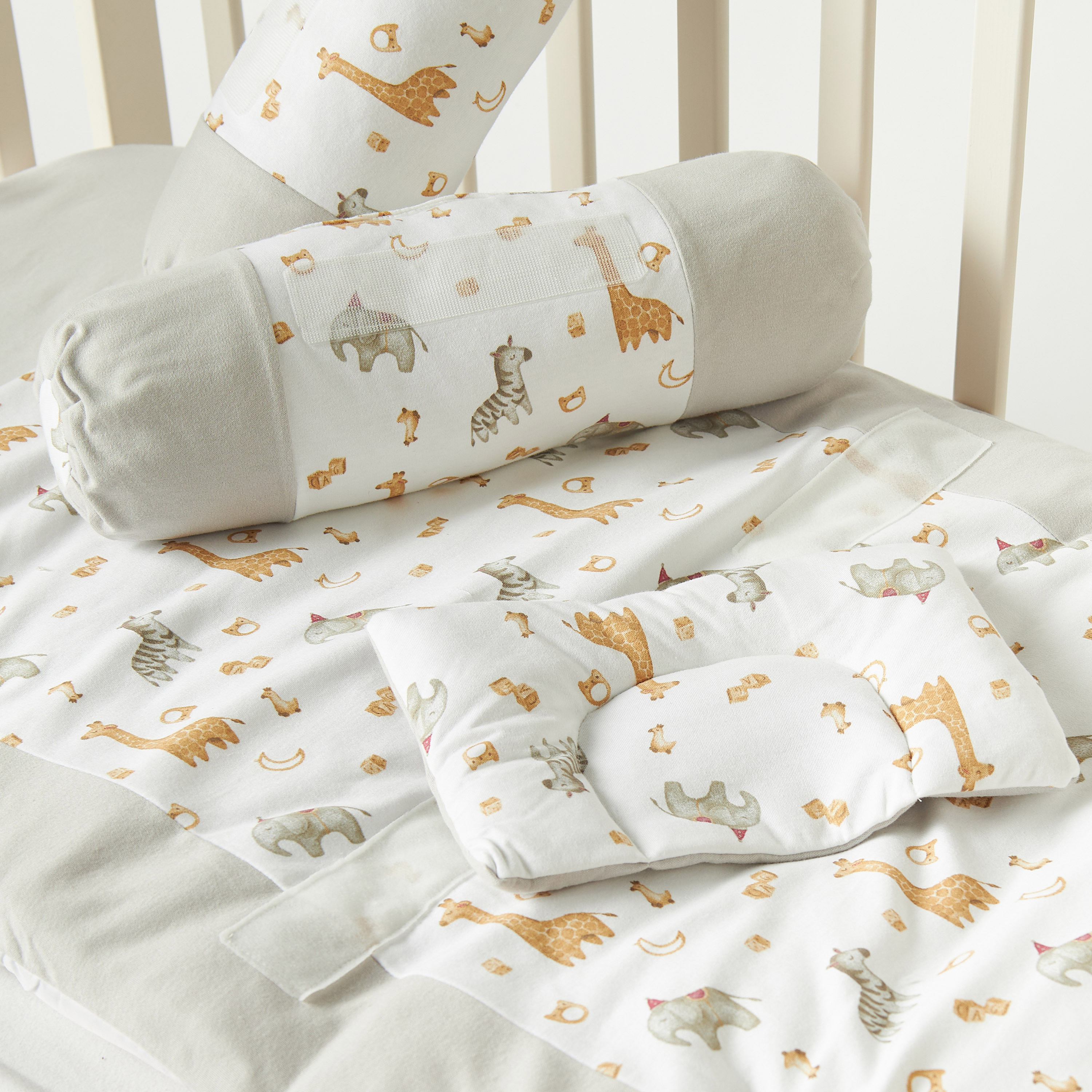 Juniors 4-Piece Printed Bedding Set-baby-nursery-babybedding-image-3
