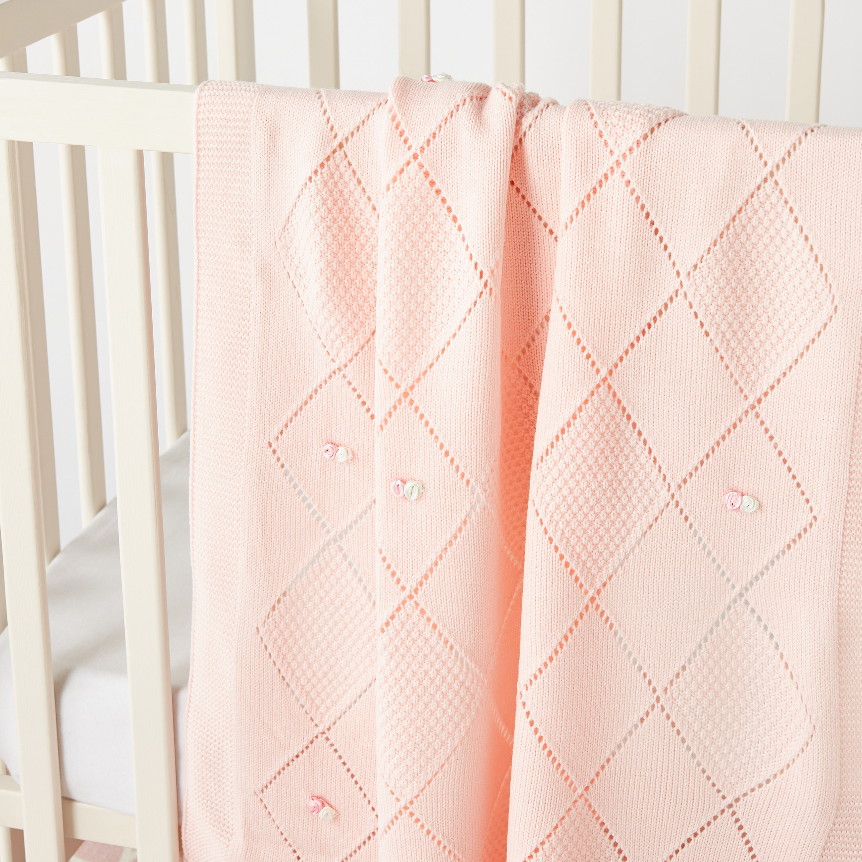 شال أطفال مزين بزهور من جونيورز - 80x90 سم-baby-nursery-blanketsandswaddles-blanketsandquilts-image-2