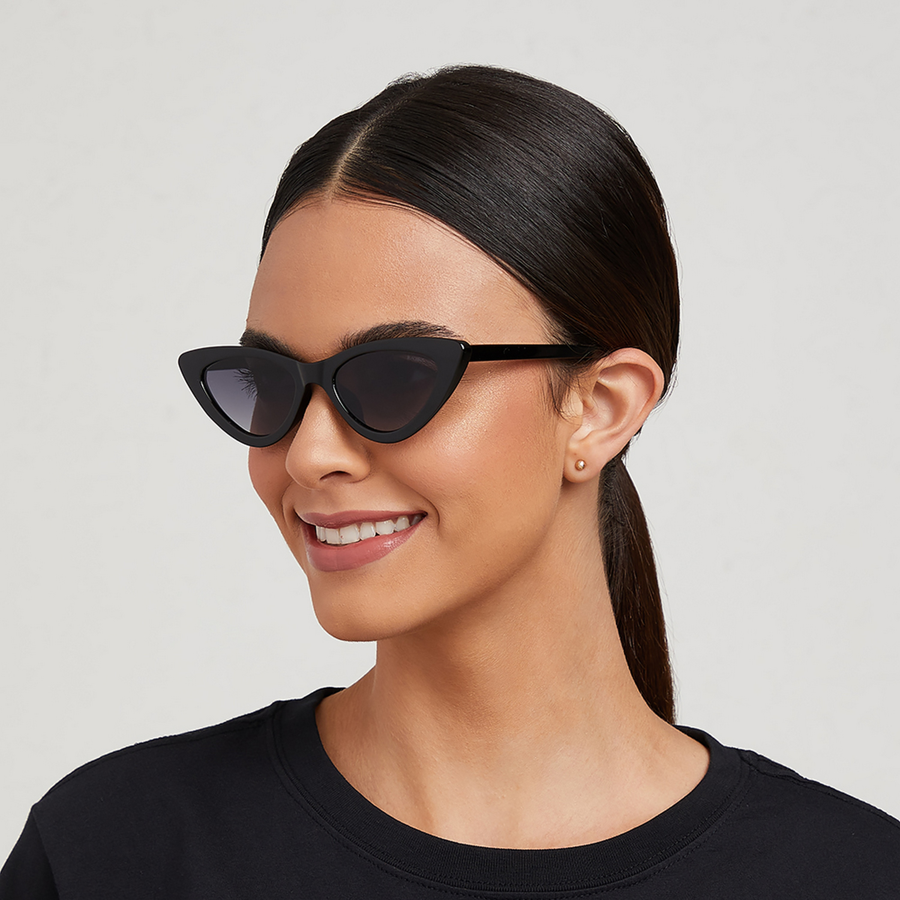 نظارة شمسية سوداء ذات كات آي من بلاك أوت جوين مع 61 مم -women-sunglasses-image-5
