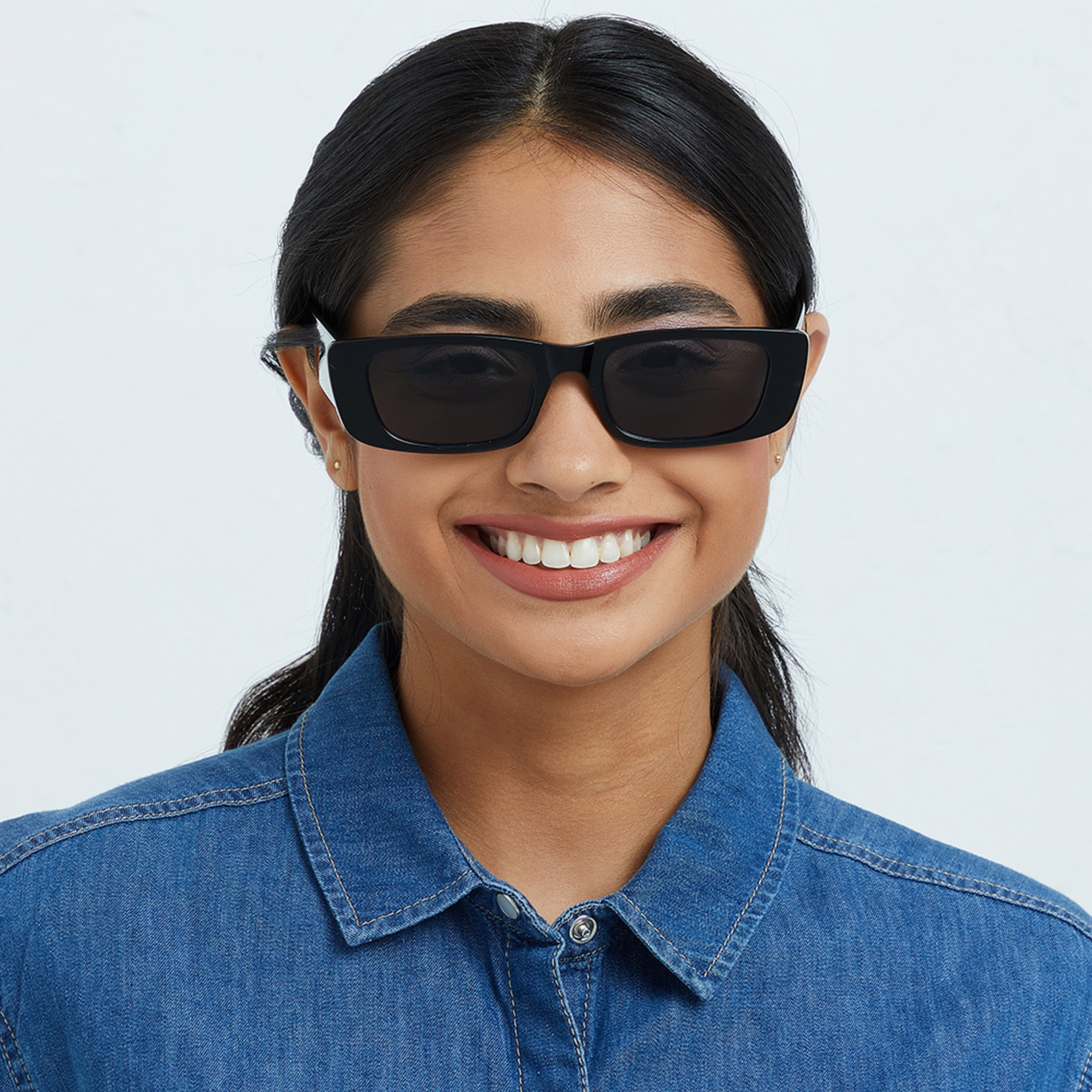 نظارة شمسية مستطيلة سوداء من بلاك أوت مانهاتن مع 52 مم -women-sunglasses-image-5