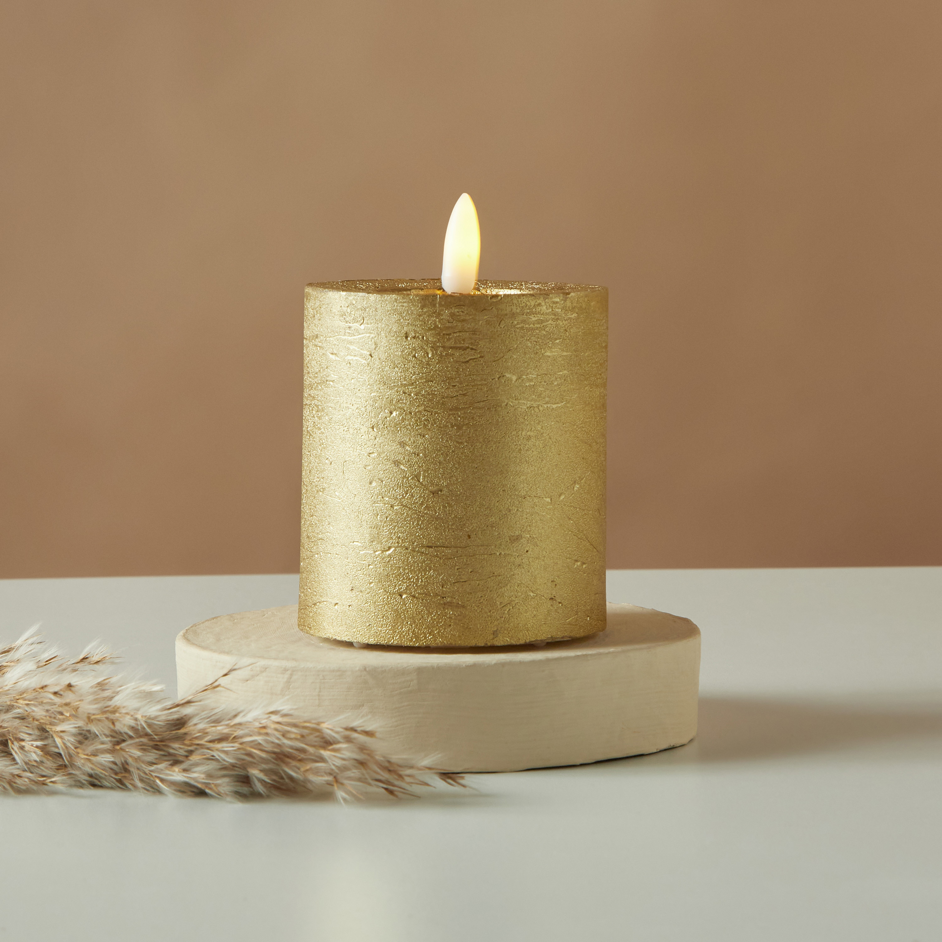 شمعة عمودية إل إي دي دون لهب من كاونترفيلد إسنشيالز - 8 سم-household-homefragrance-candles-image-1
