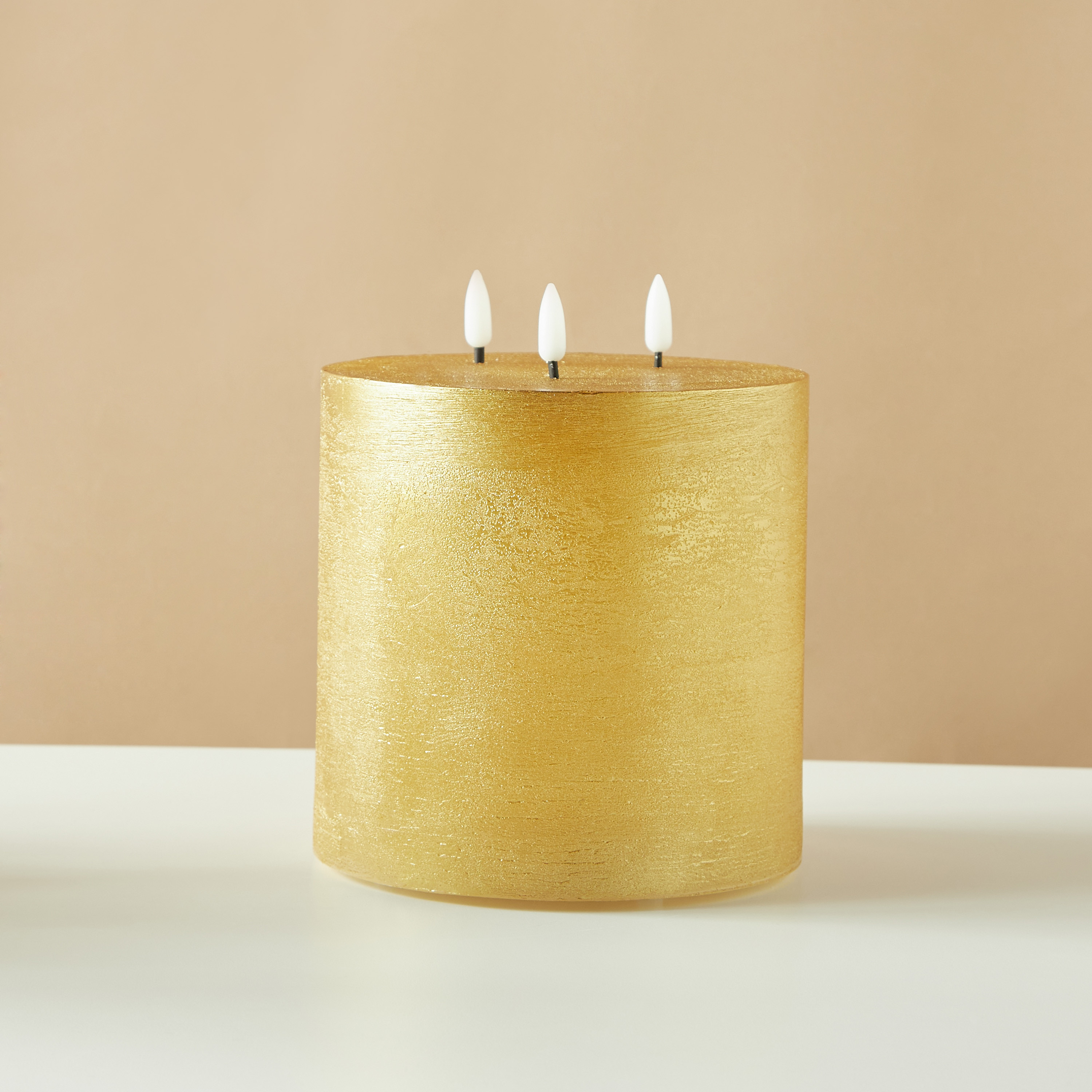 شمعة عمودية إل إي دي 3 فتائل بدون لهب من كانتري فيلد إسينشيالز -18 سم-household-homefragrance-candles-image-2