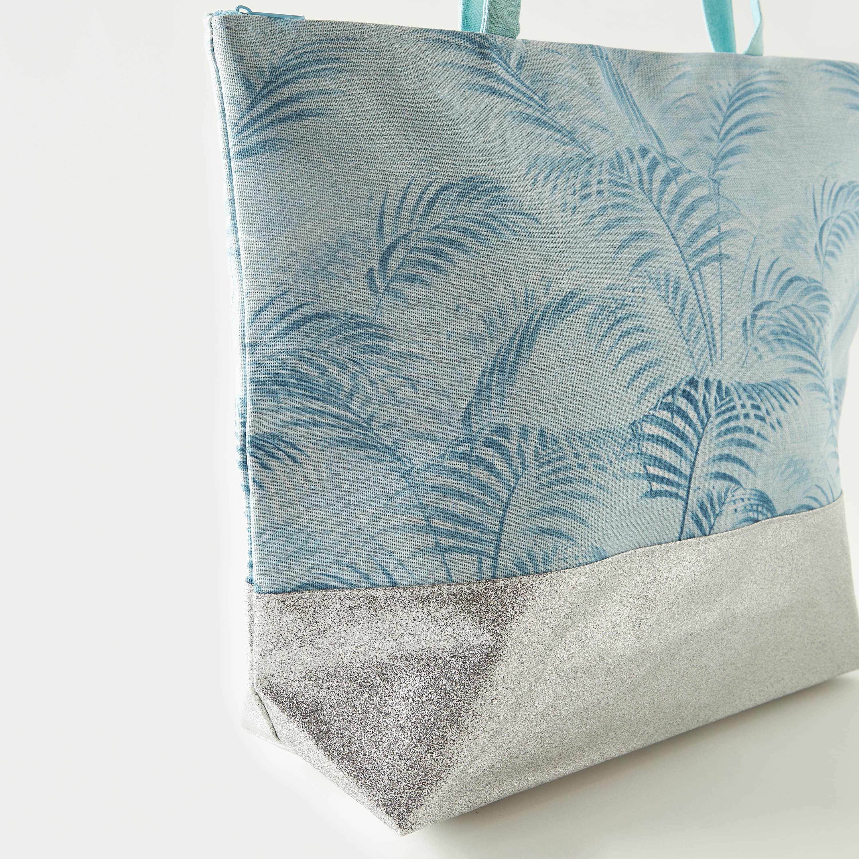 Printed Tote Bag with Zip Closure-women-bagsandwallets-handbags-image-4