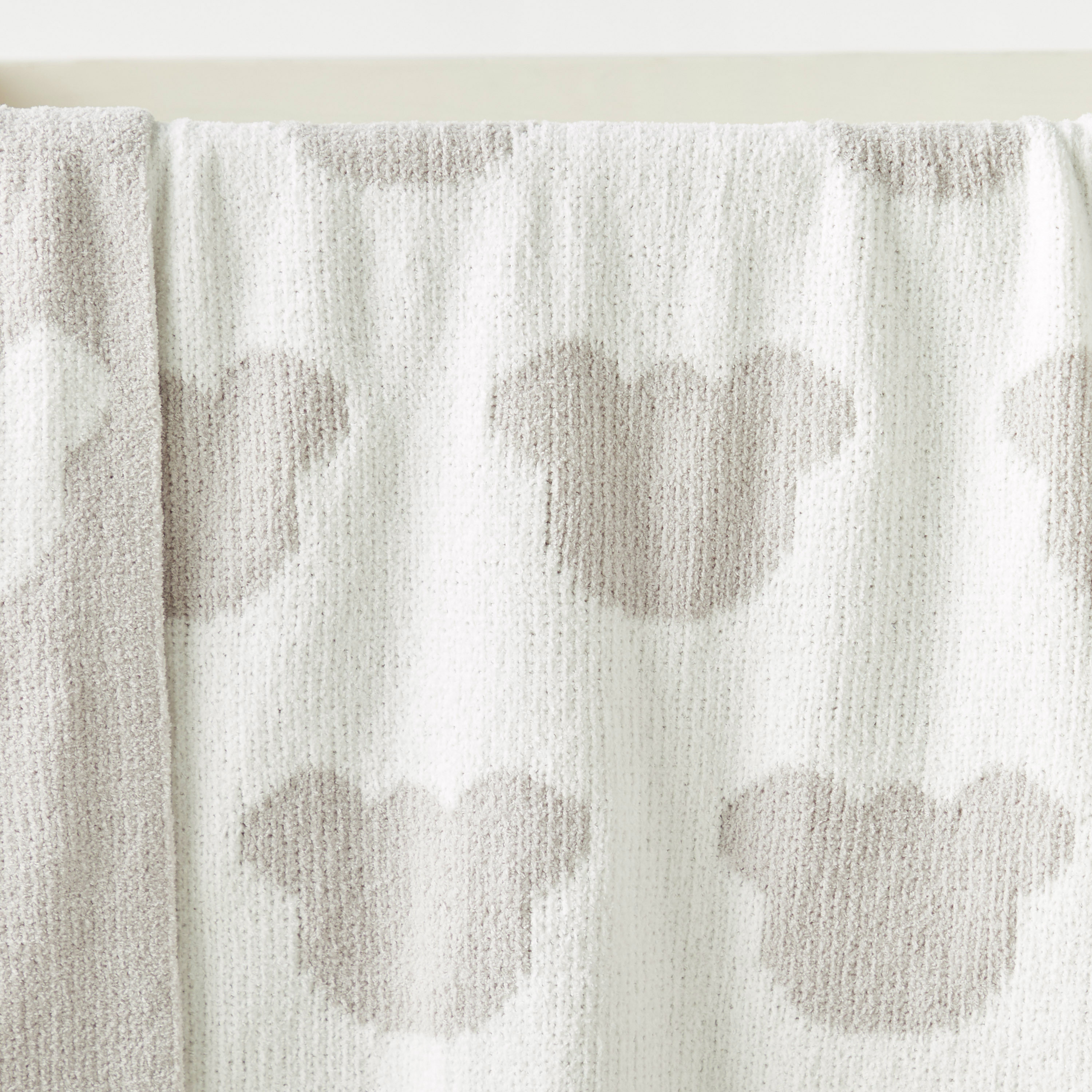 Juniors Bear Textured Blanket - 75x100 cm-baby-nursery-blanketsandswaddles-blanketsandquilts-image-2