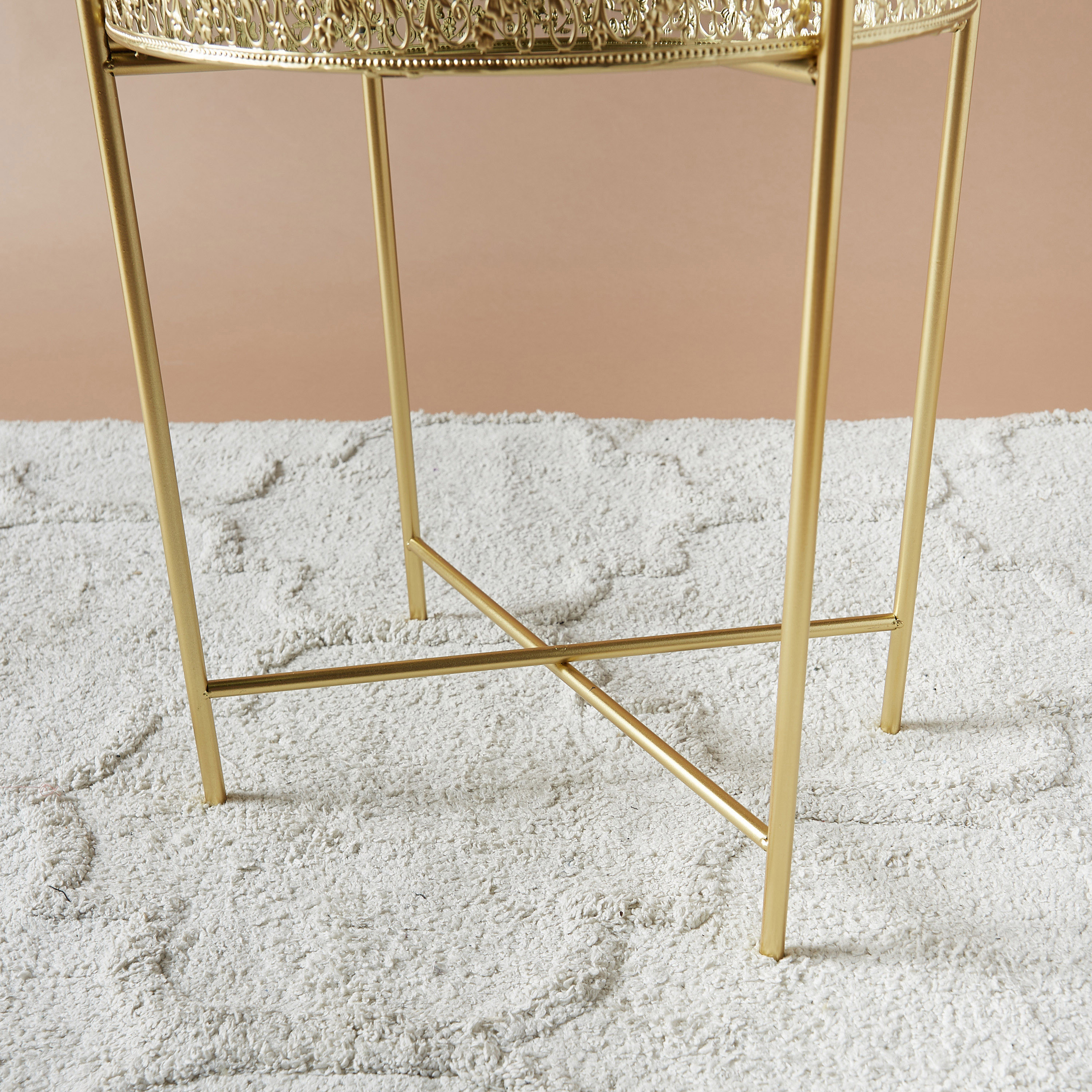طاولة زينة بسطح مرآة وتفاصيل أزهار مفرغة - 42x42x47 سم-furniture-livingroom-sideandendtables-image-5