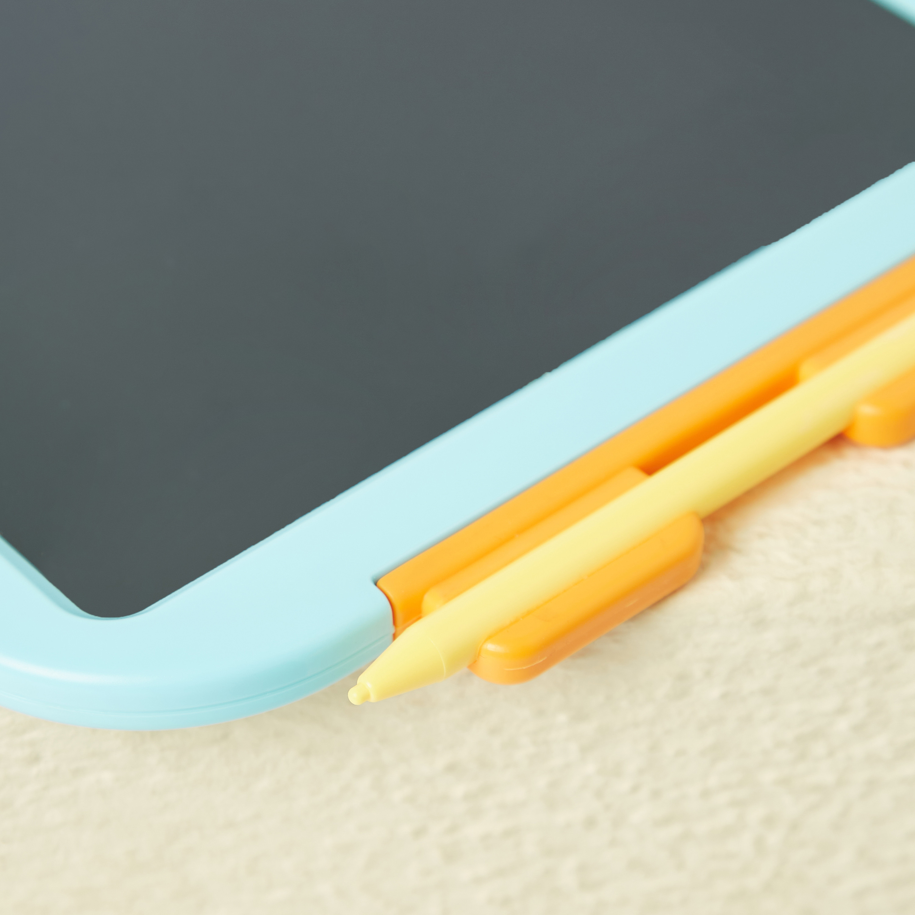 Juniors Child's Artboard-school-stationery-accessories-image-4