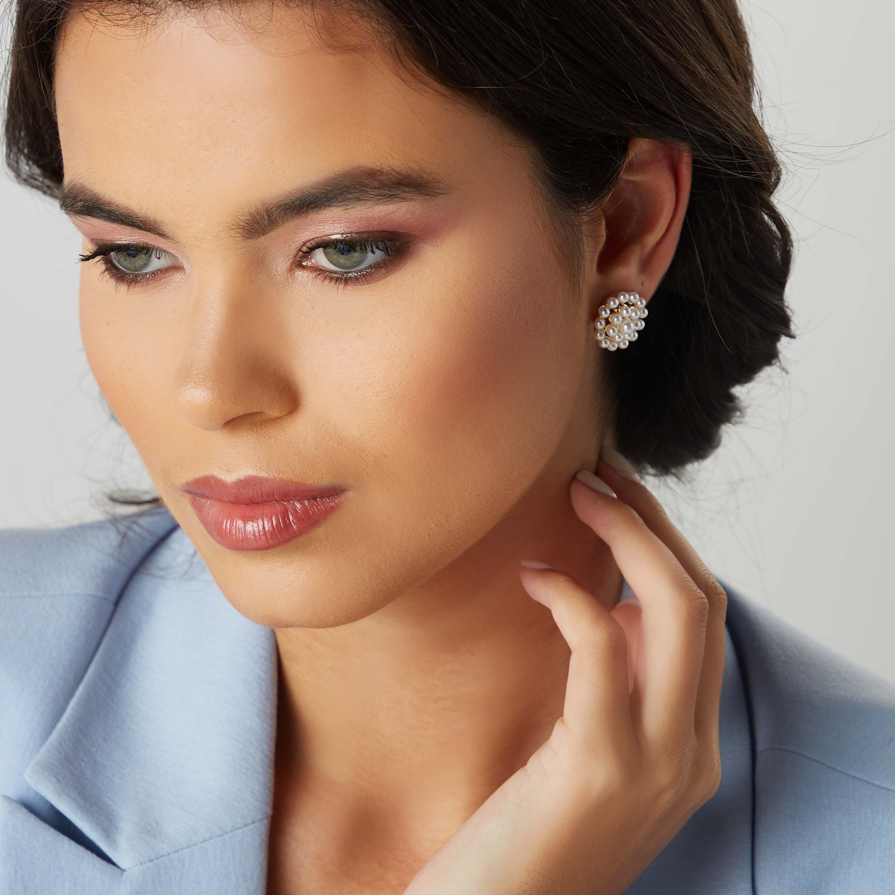 Canvas Pearls Embellished Stud Earrings with Pushback Closure-women-watchesandjewellery-jewellery-earrings-image-2
