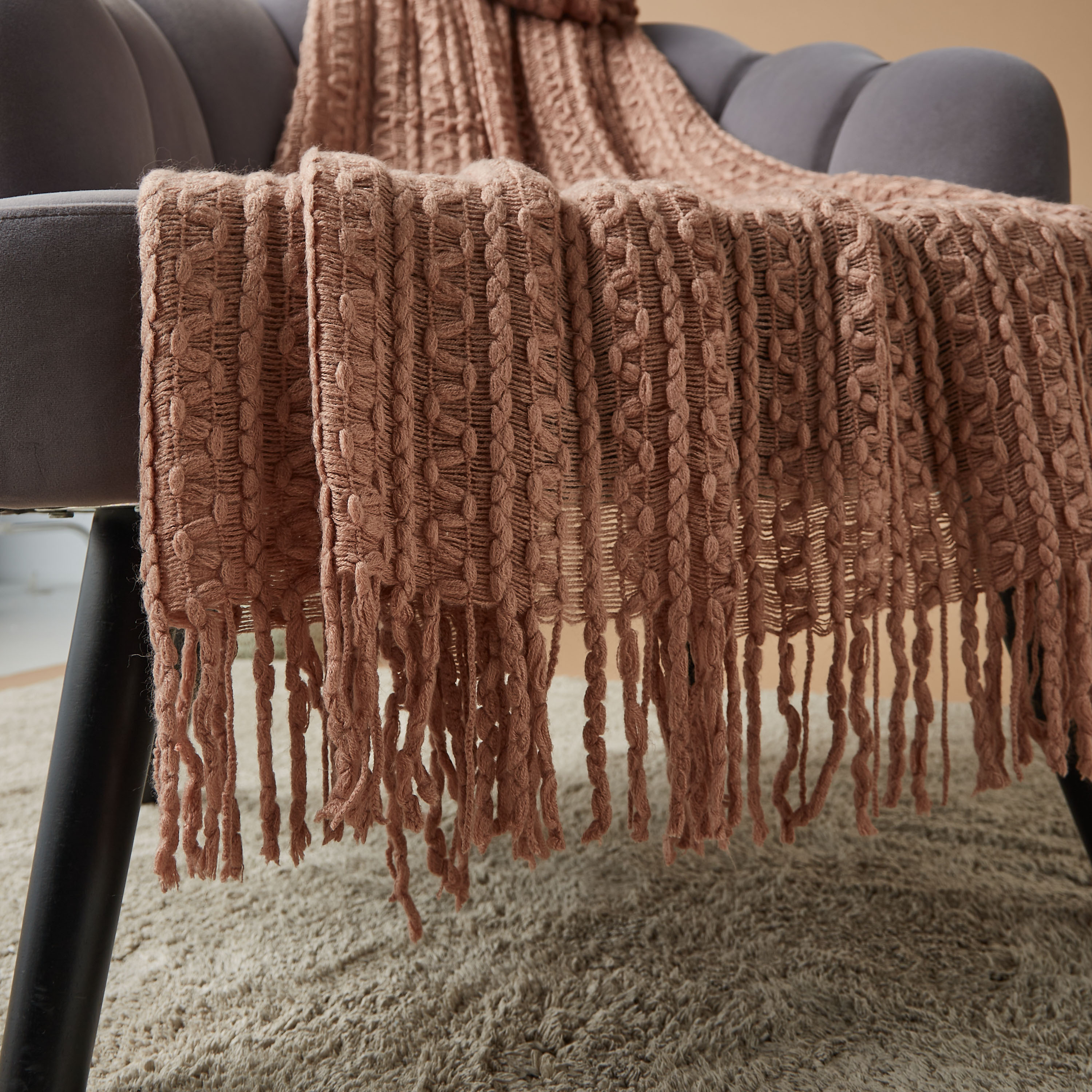 بطانية خفيفة منسوجة بارزة الملمس بشراشيب - 152x127 سم-household-cushionsandthrows-throwsandblankets-throws-image-3
