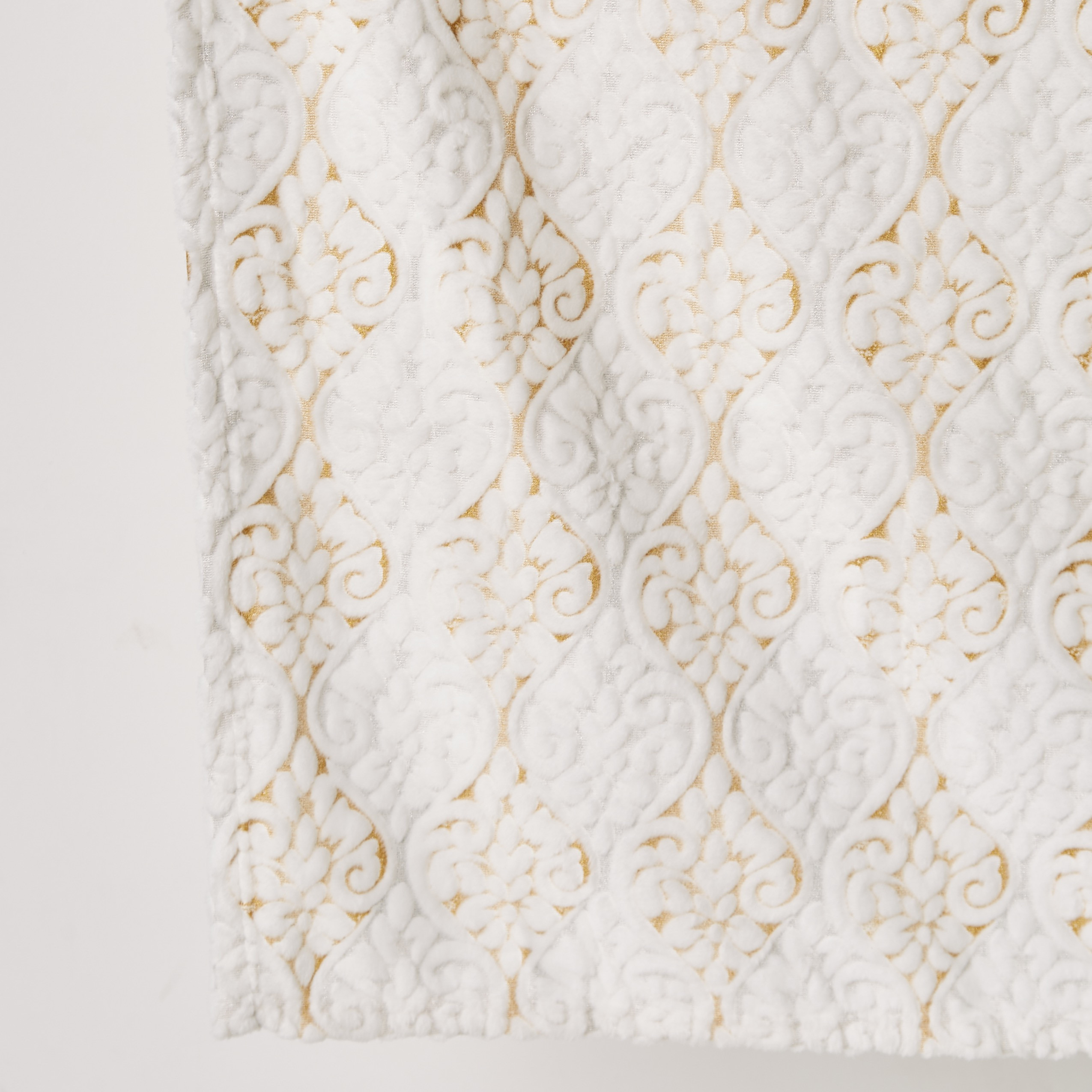 بطانية خفيفة فلانيل بارزة الملمس - 200x150 سم-household-cushionsandthrows-throwsandblankets-throws-image-4