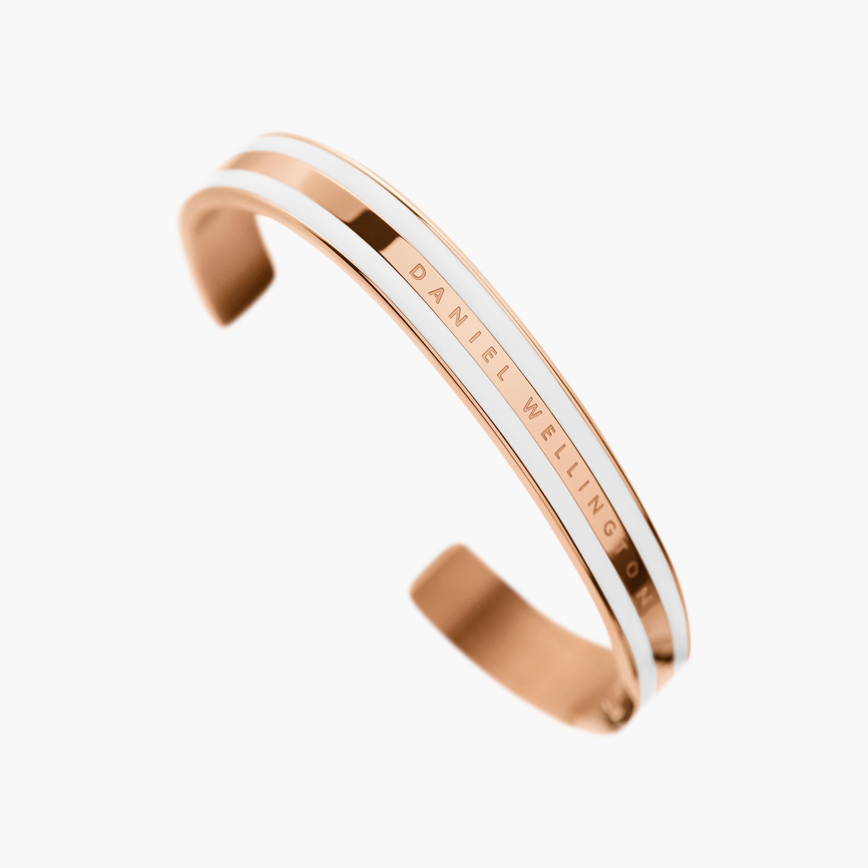 Daniel wellington classic outlet rose gold cuff bracelet