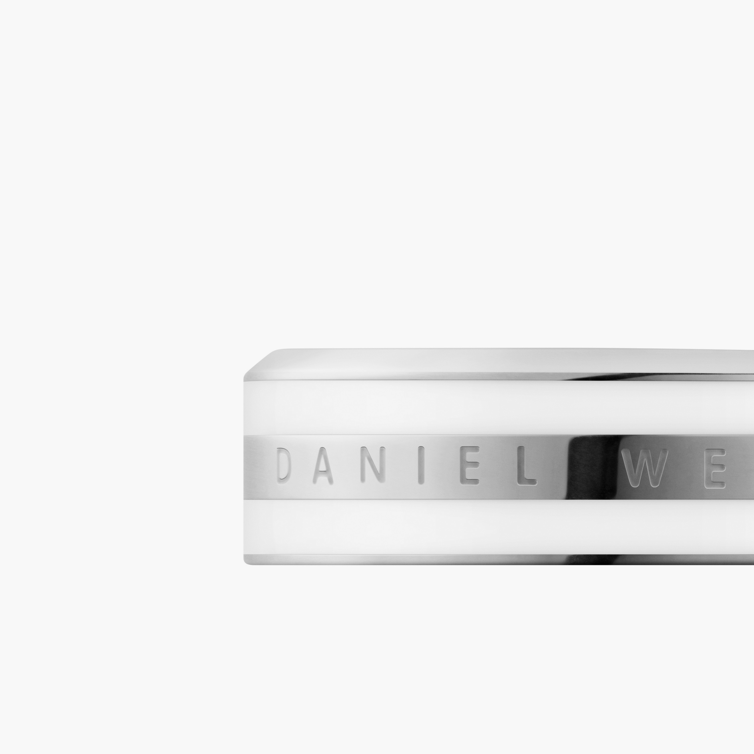 خاتم دانيال ولينغتون الكلاسيكي للنساء | 56 ملم | DW00400050-women-watchesandjewellery-jewellery-rings-image-3