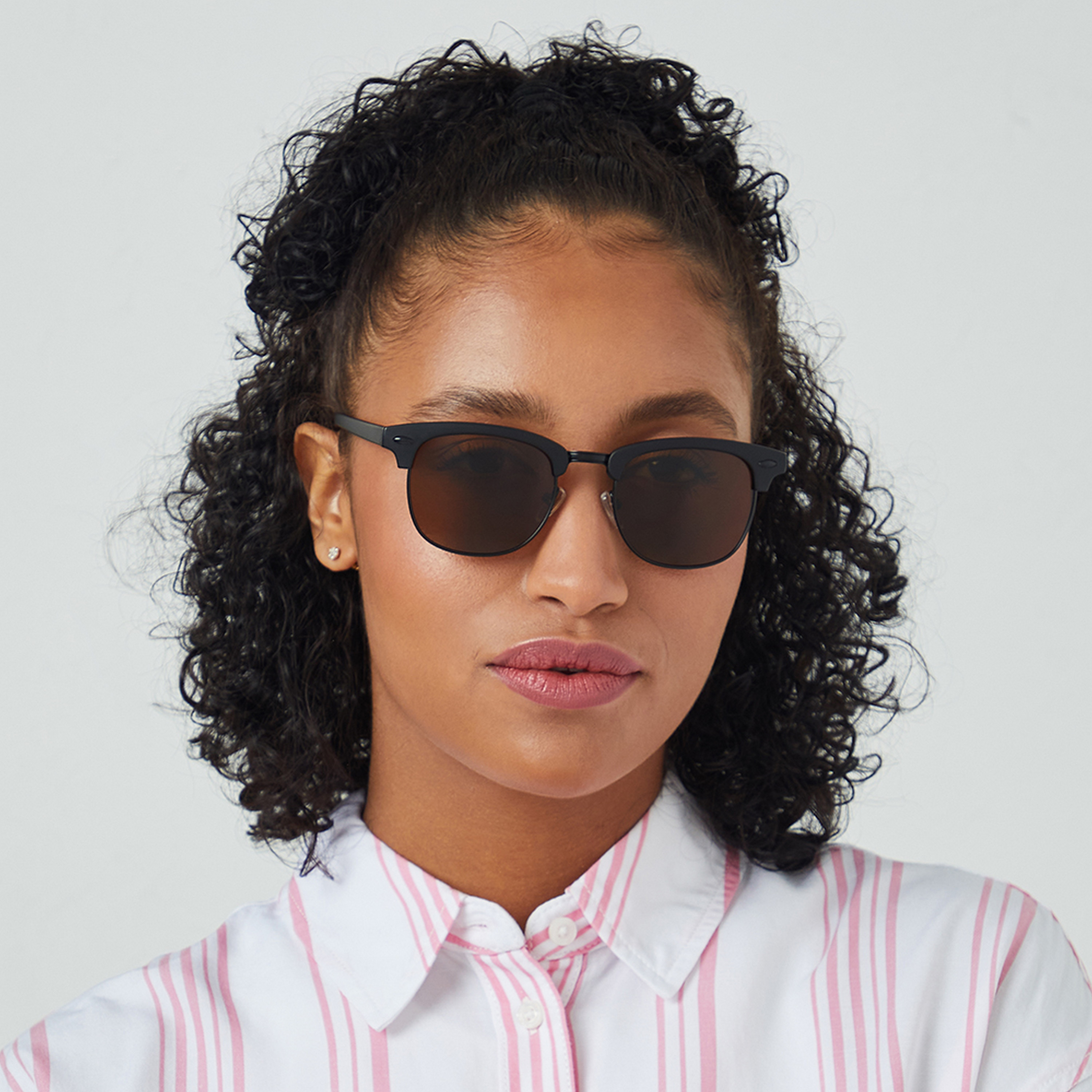 نظارة شمسية وبنية من بلاك أوت لينيا مع 49 مم ذات دائرية -men-sunglasses-image-6