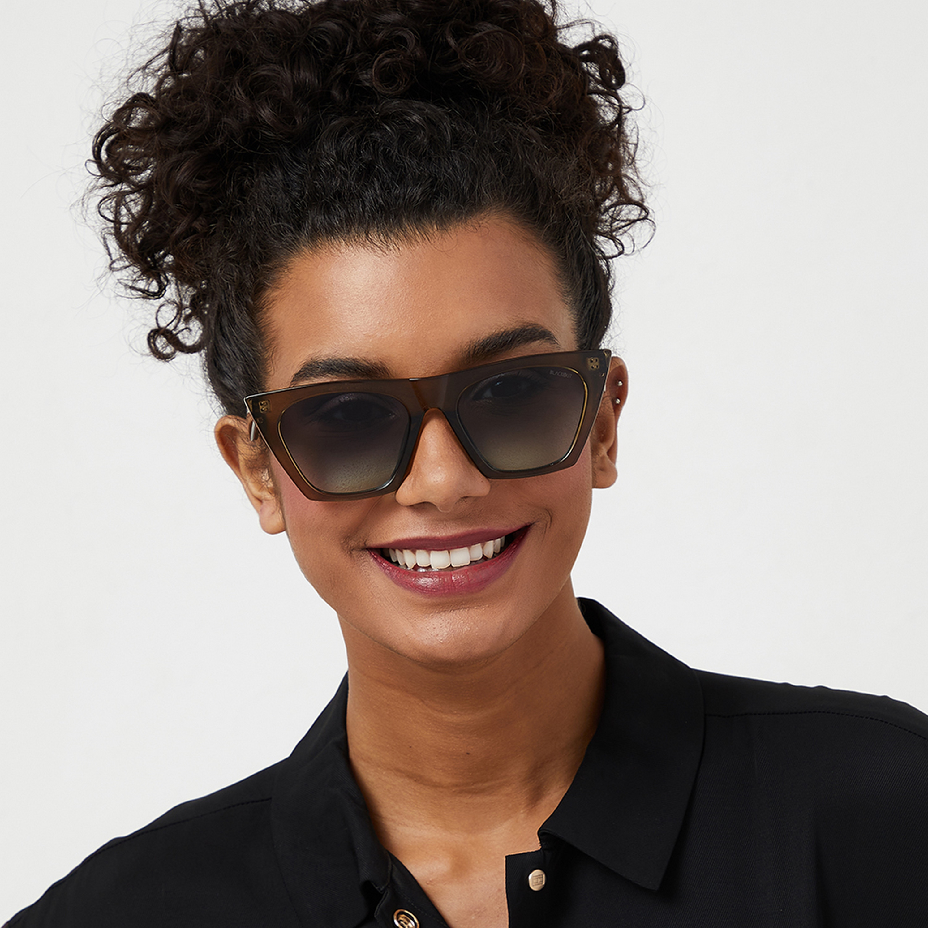 نظارة شمسية زرقاء ذات كات آي من بلاك أوت ليبرتي مع 54 مم -women-sunglasses-image-4