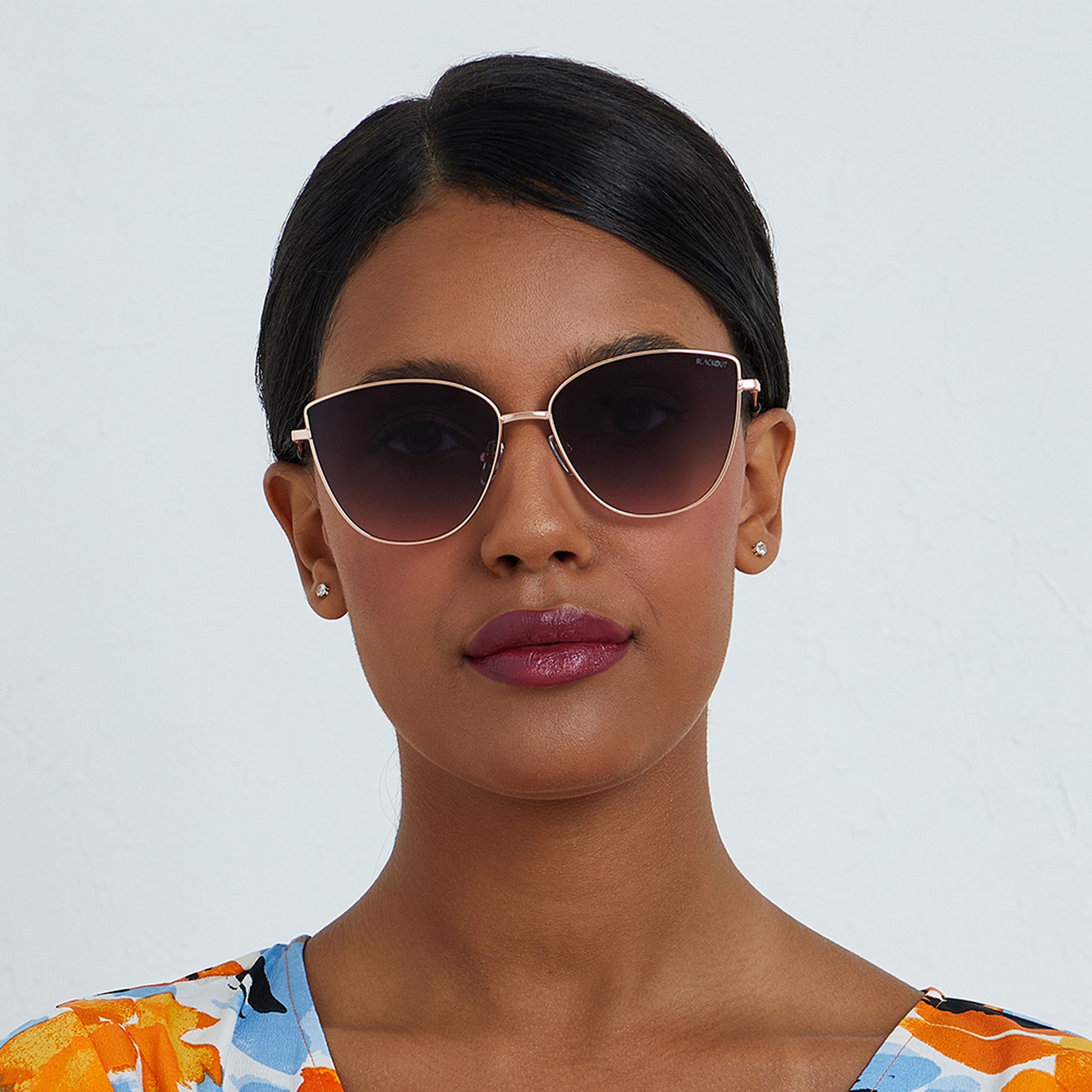 نظارة شمسية زرقاء ذات كات آي من بلاك أوت سيليب مع 59 مم -women-sunglasses-image-4