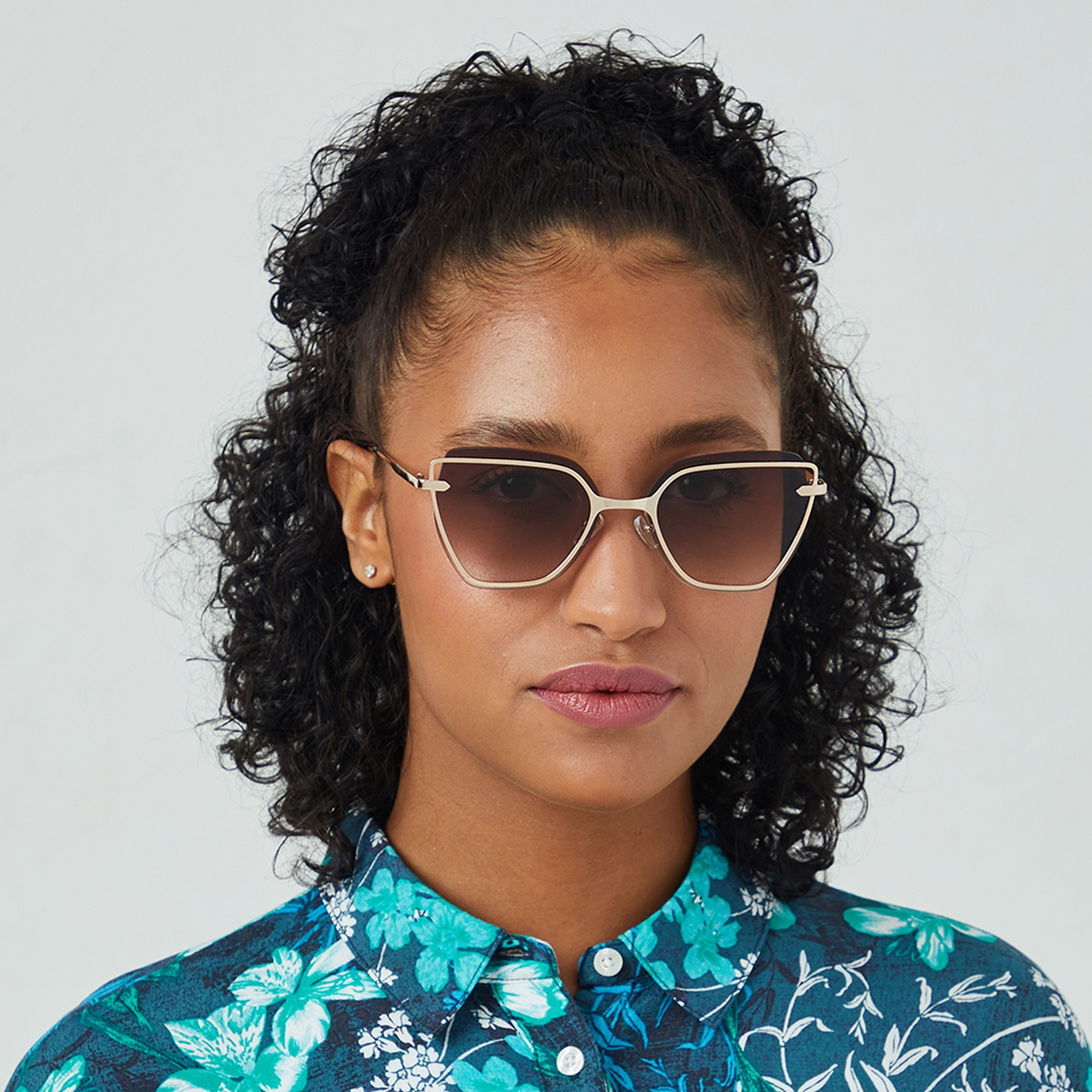 نظارة شمسية وبنية ذات كات آي من بلاك أوت ستارلايت مع 57 مم -women-sunglasses-image-4