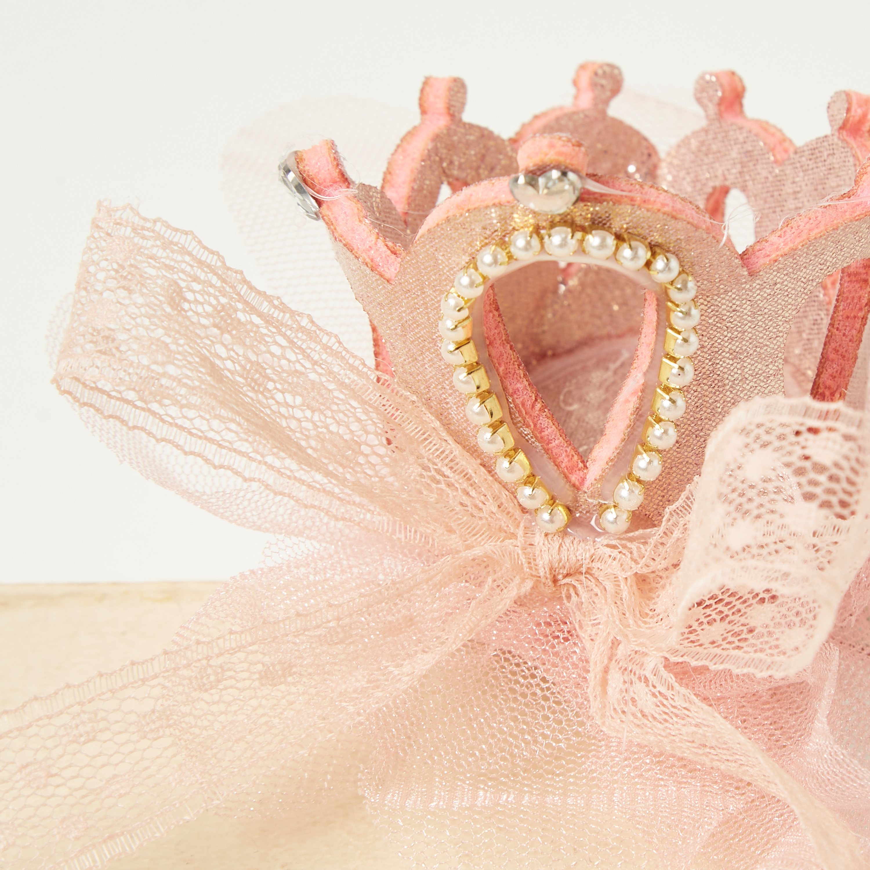 فيونكة شعر بتزيينات تاج من تشارمز-girls-accessories-hairaccessories-image-3