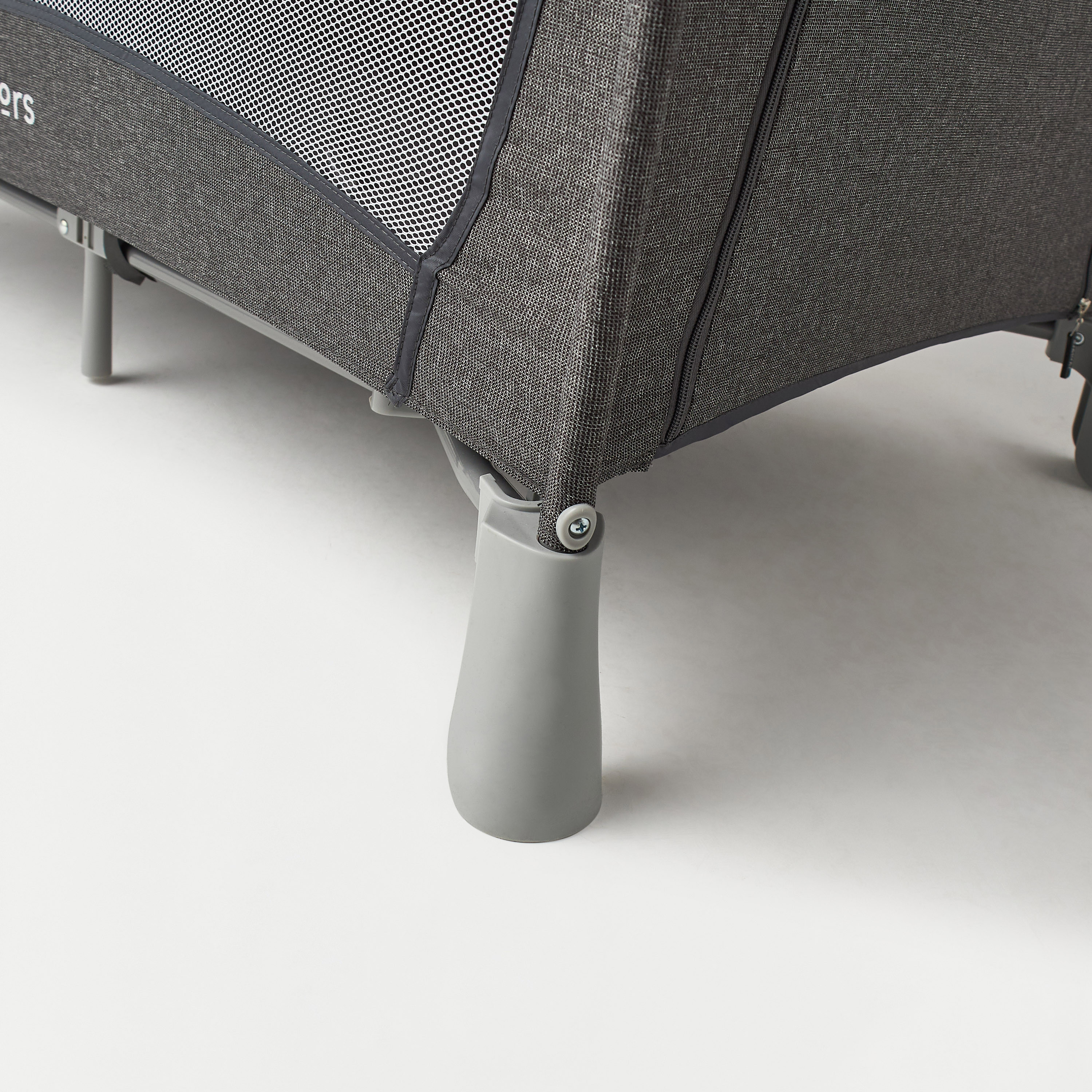 Juniors Devon Travel Cot-baby-nursery-furniture-cribsandbeds-travelcots-image-11